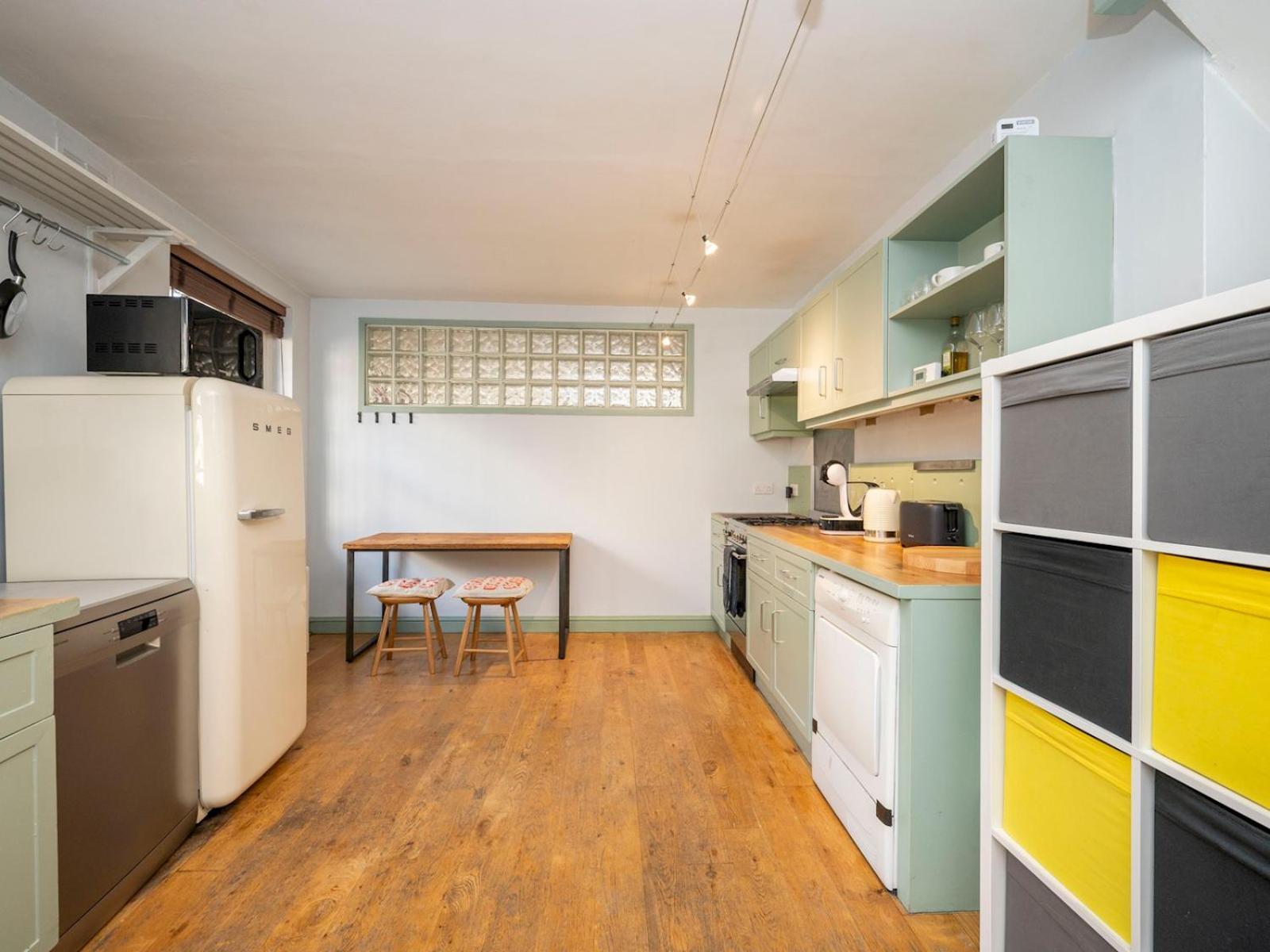 Pass The Keys Unique 1 Bed Over 3 Floors With Private Terrace