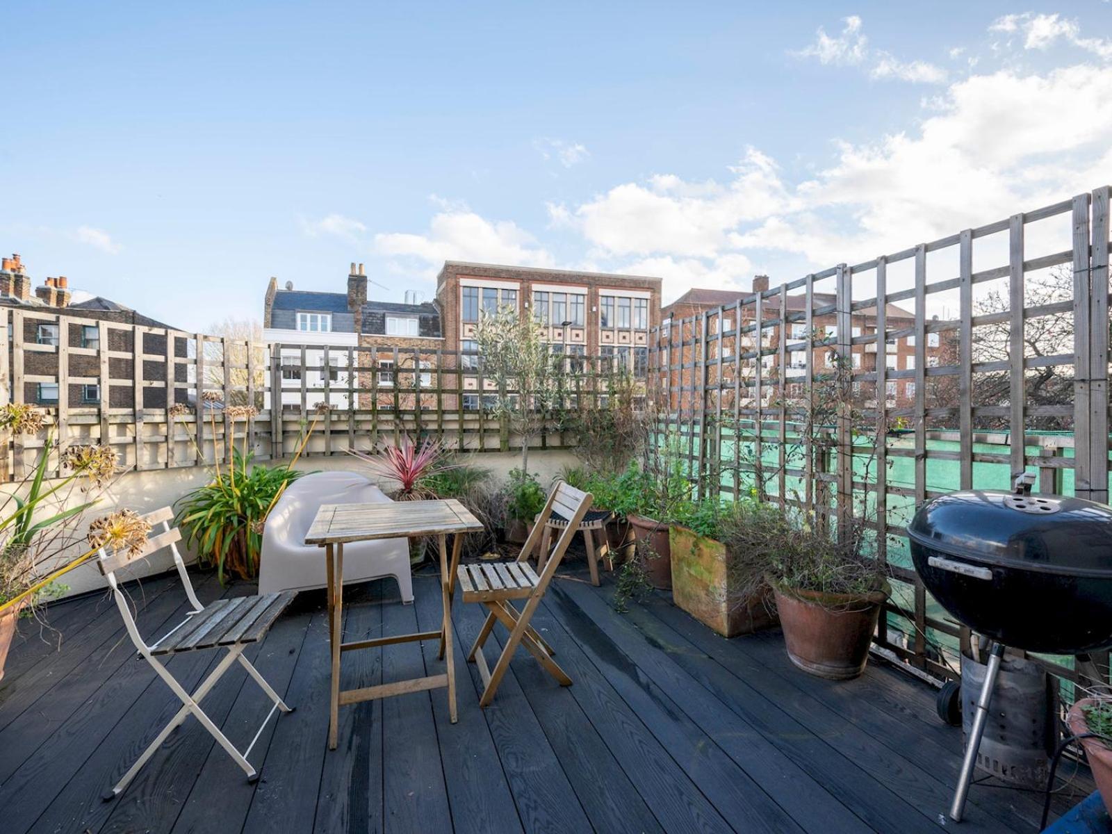 Pass The Keys Unique 1 Bed Over 3 Floors With Private Terrace * London