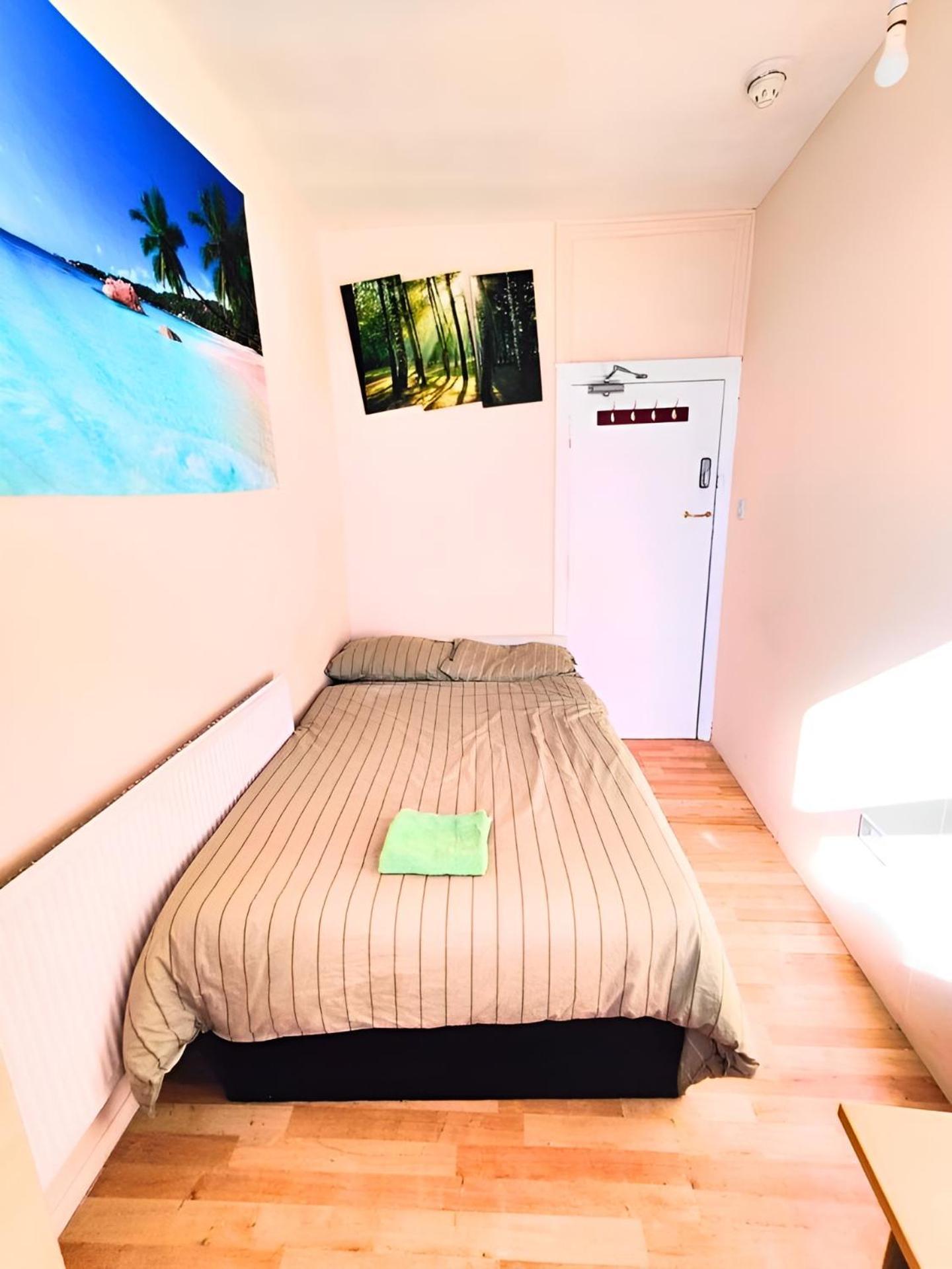Guest house East Escape *