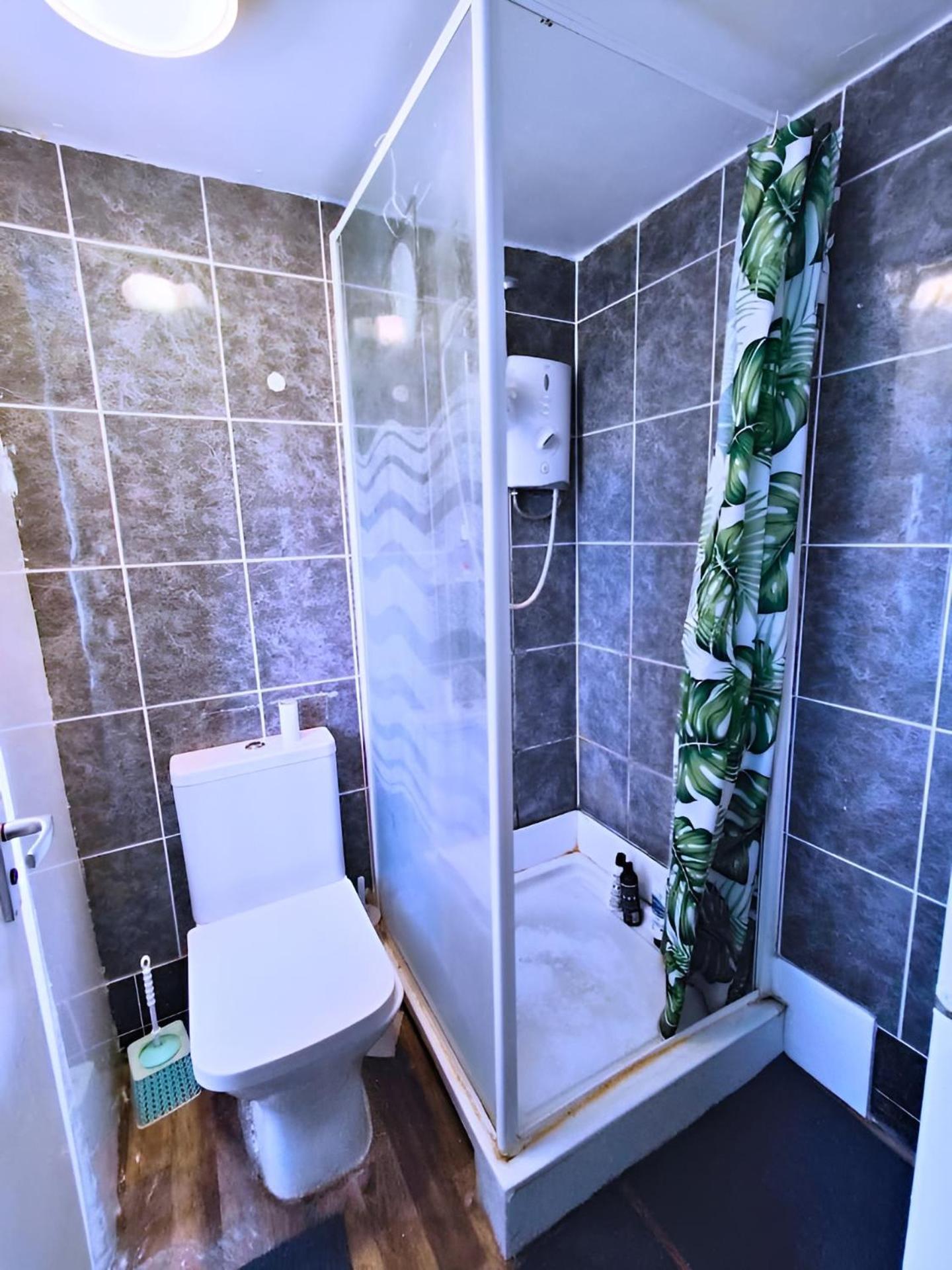 East Escape Guest house *