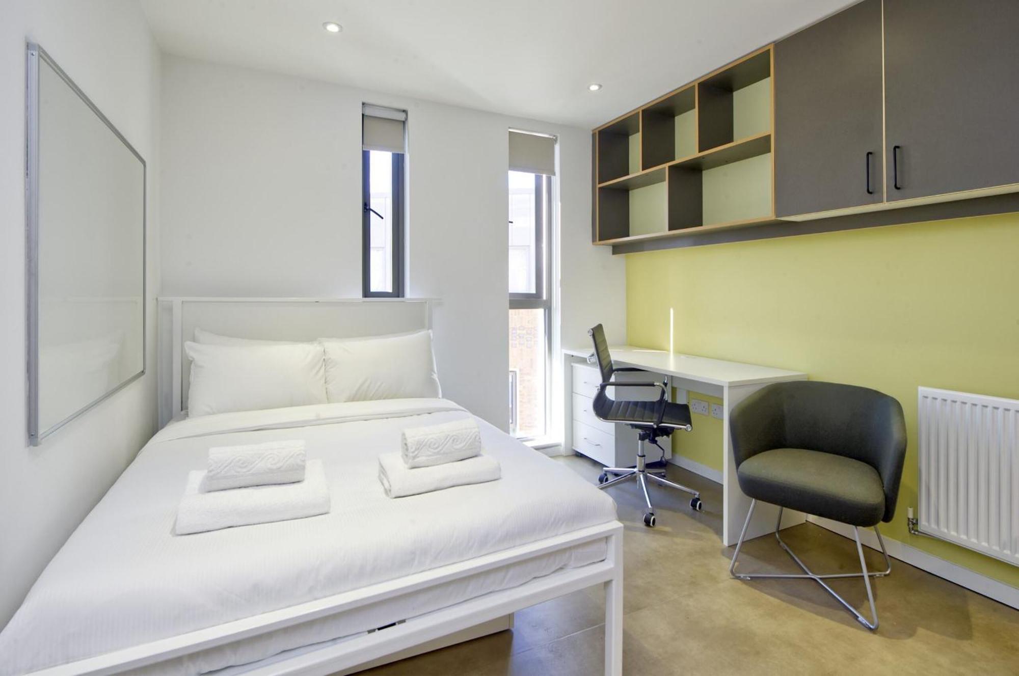 Ravenscourt House *
