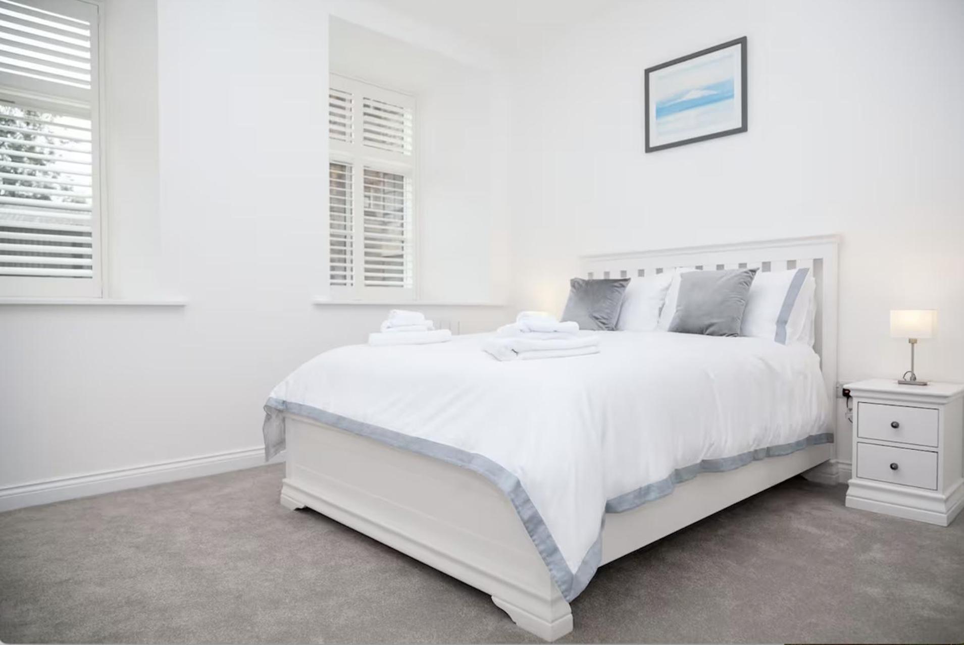 Charming Newly Refurb 2-Bed 2-Bath Entire Apartment With Ac Near Hyde Park, Paddington, Nottinghill And Kensington In Zone 1 Central London Londen
