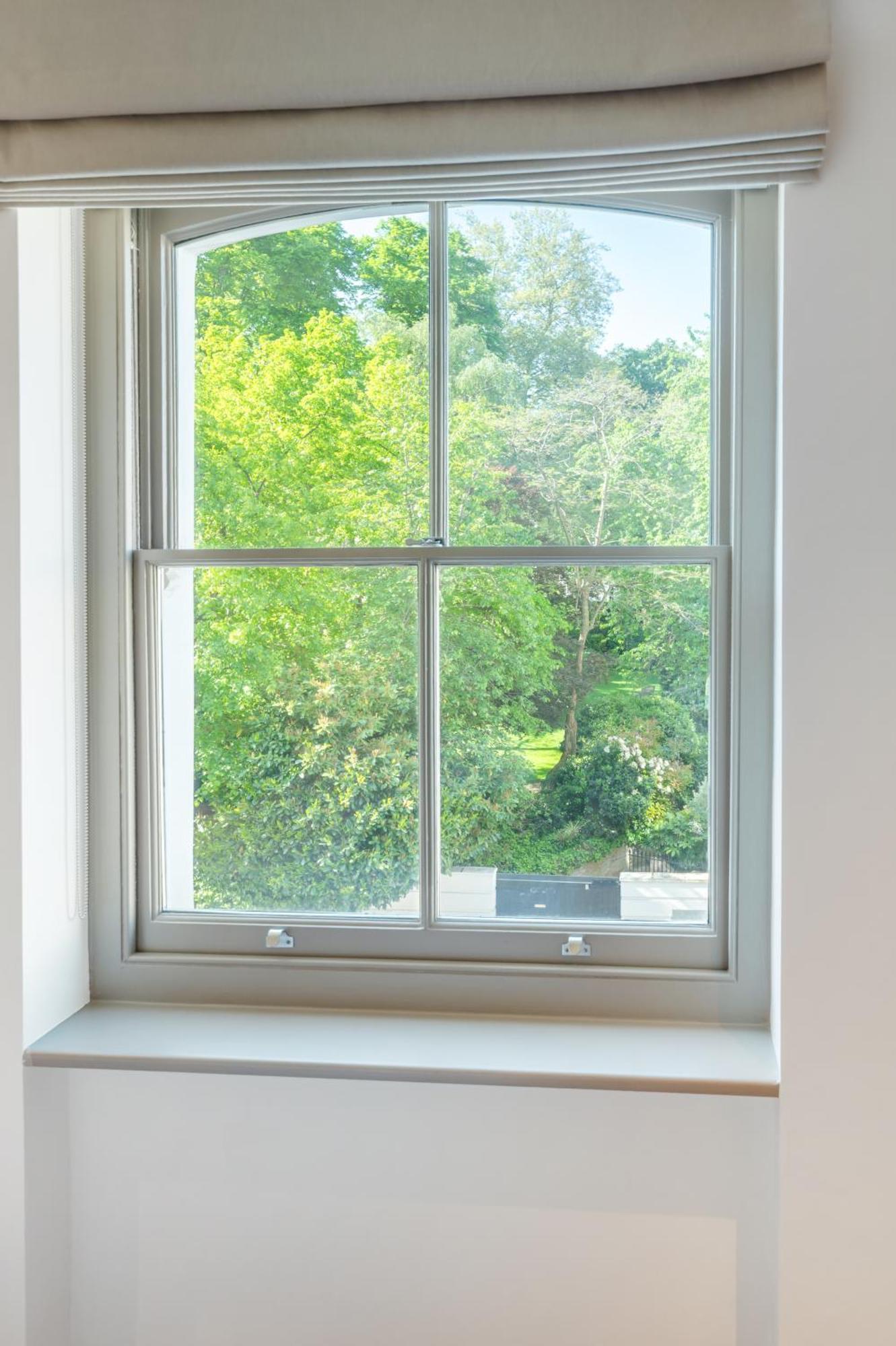 Brand New Refurbishment Townhouse In Notting Hill Near Portobello Road With Ac Air Conditioning & Roof Terrace London
