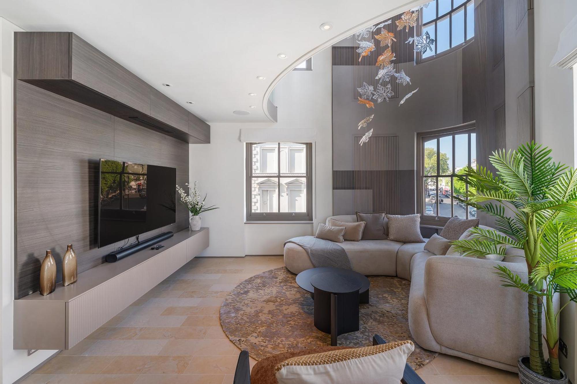 Brand New Refurbishment Townhouse In Notting Hill Near Portobello Road With Ac Air Conditioning & Roof Terrace Apartment London