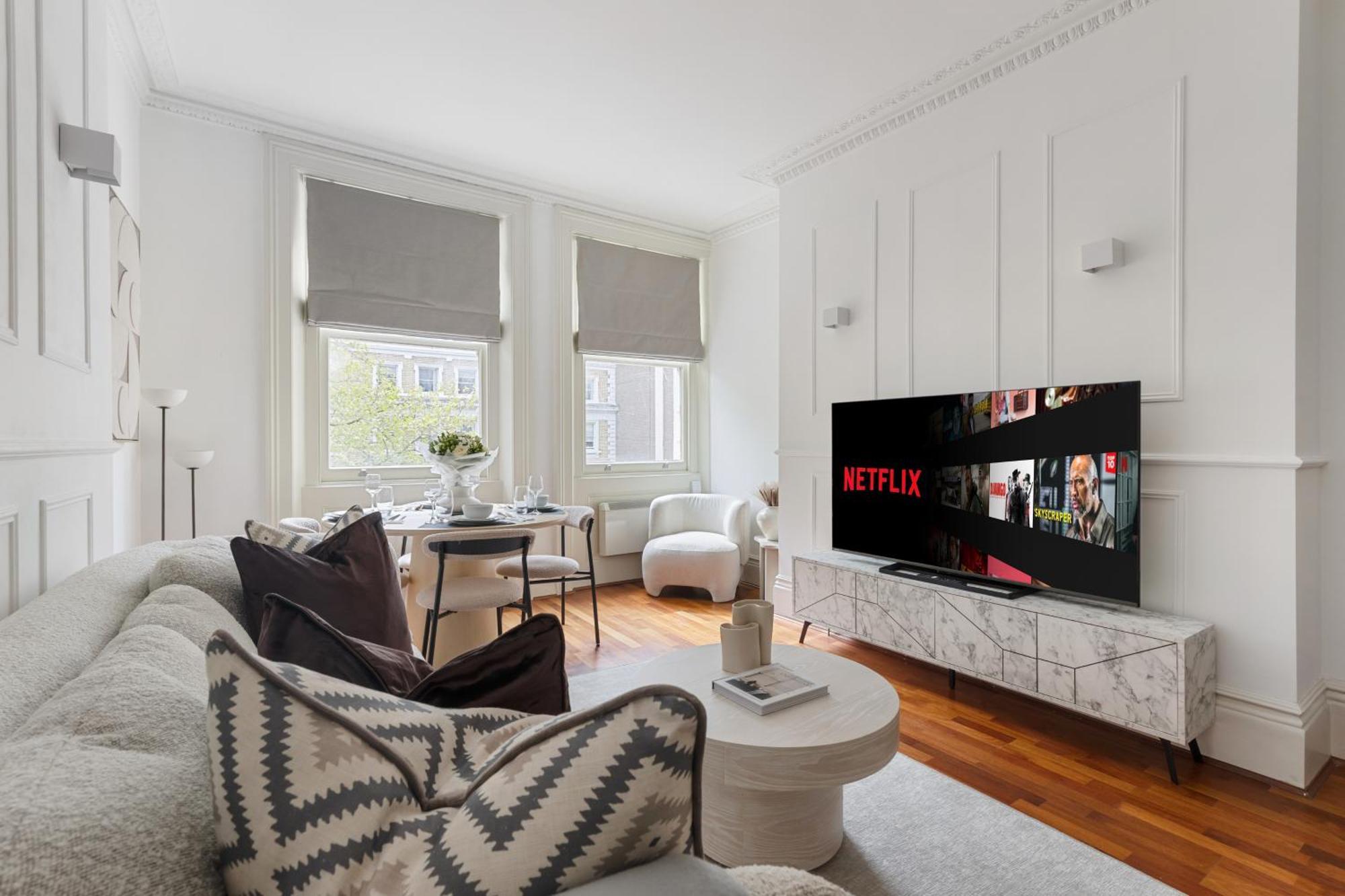 Apartment Luxury Corner - La Reserve Knightsbridge *