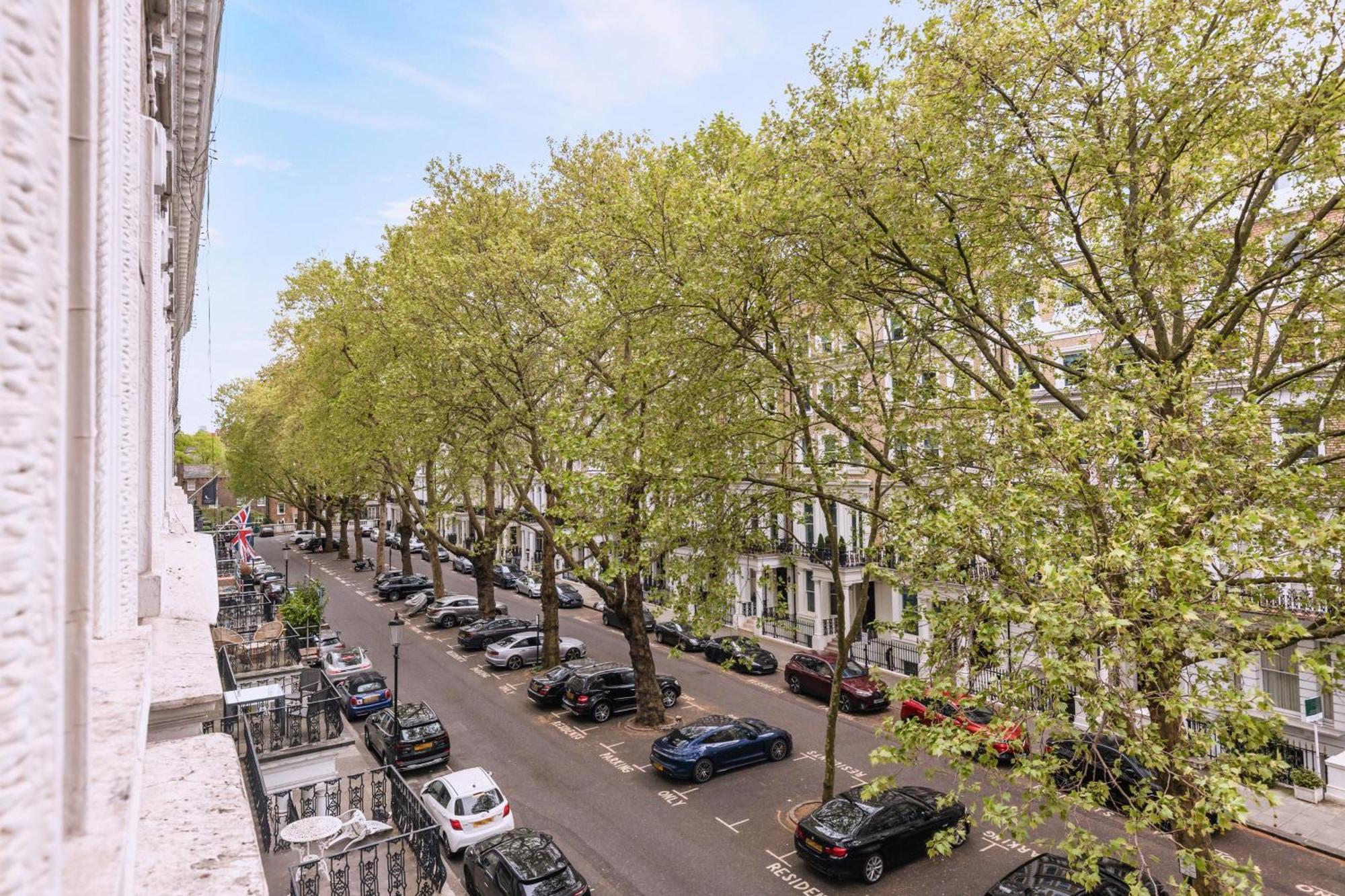 Luxury Corner - La Reserve Knightsbridge Apartment London