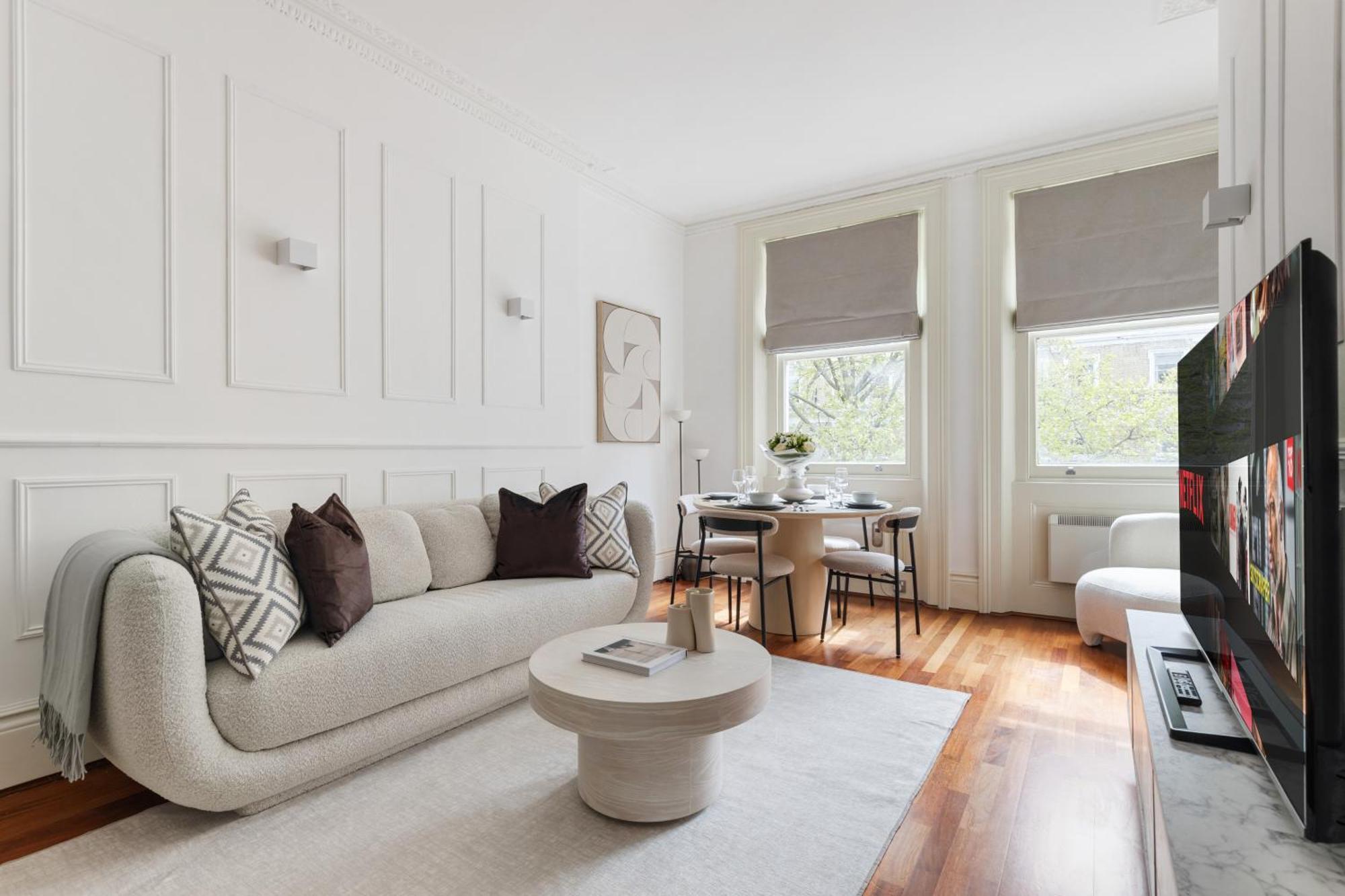 Luxury Corner - La Reserve Knightsbridge Apartment London