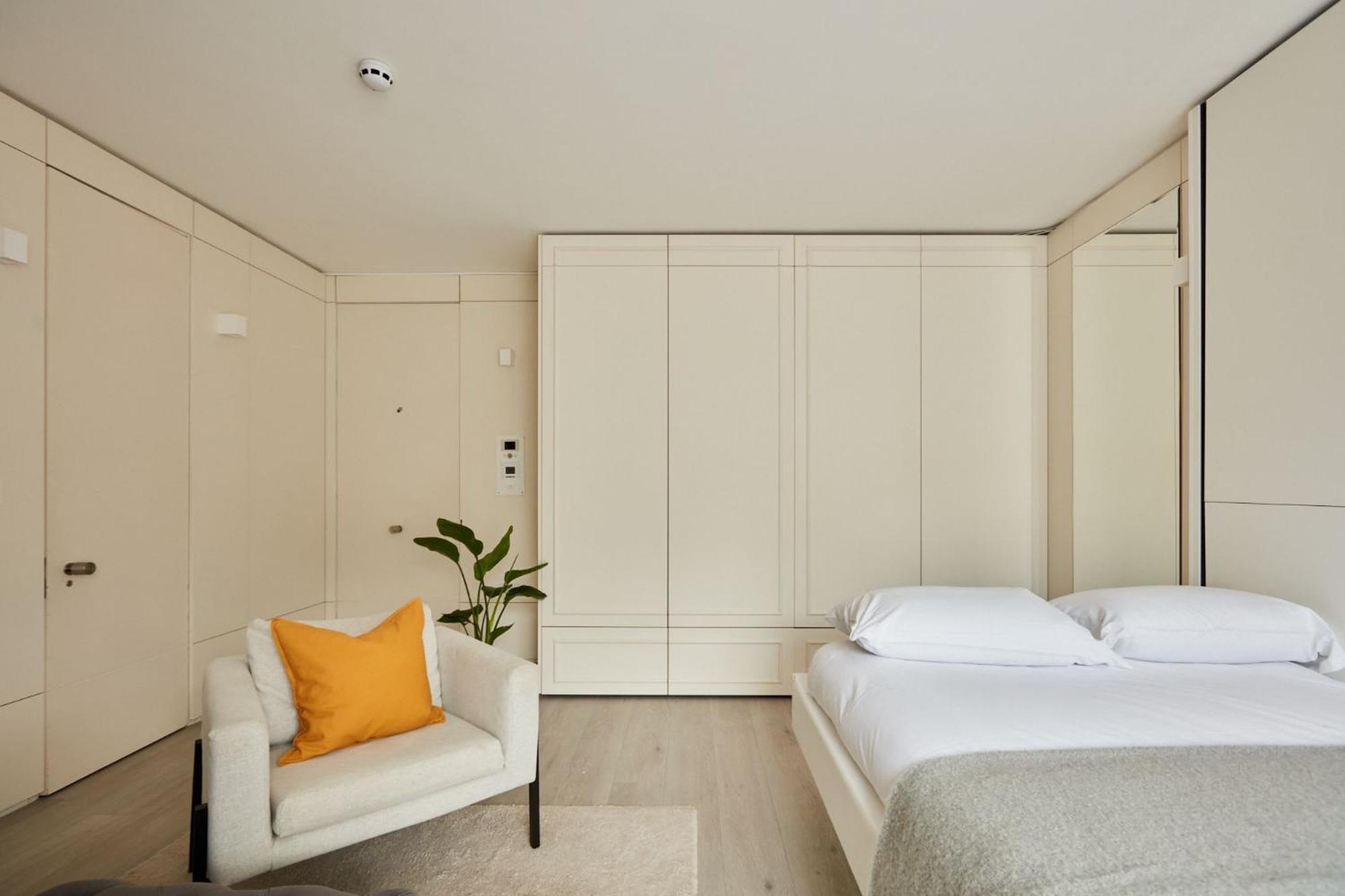 Luxury West London Living In Loftus Road London Apartment *