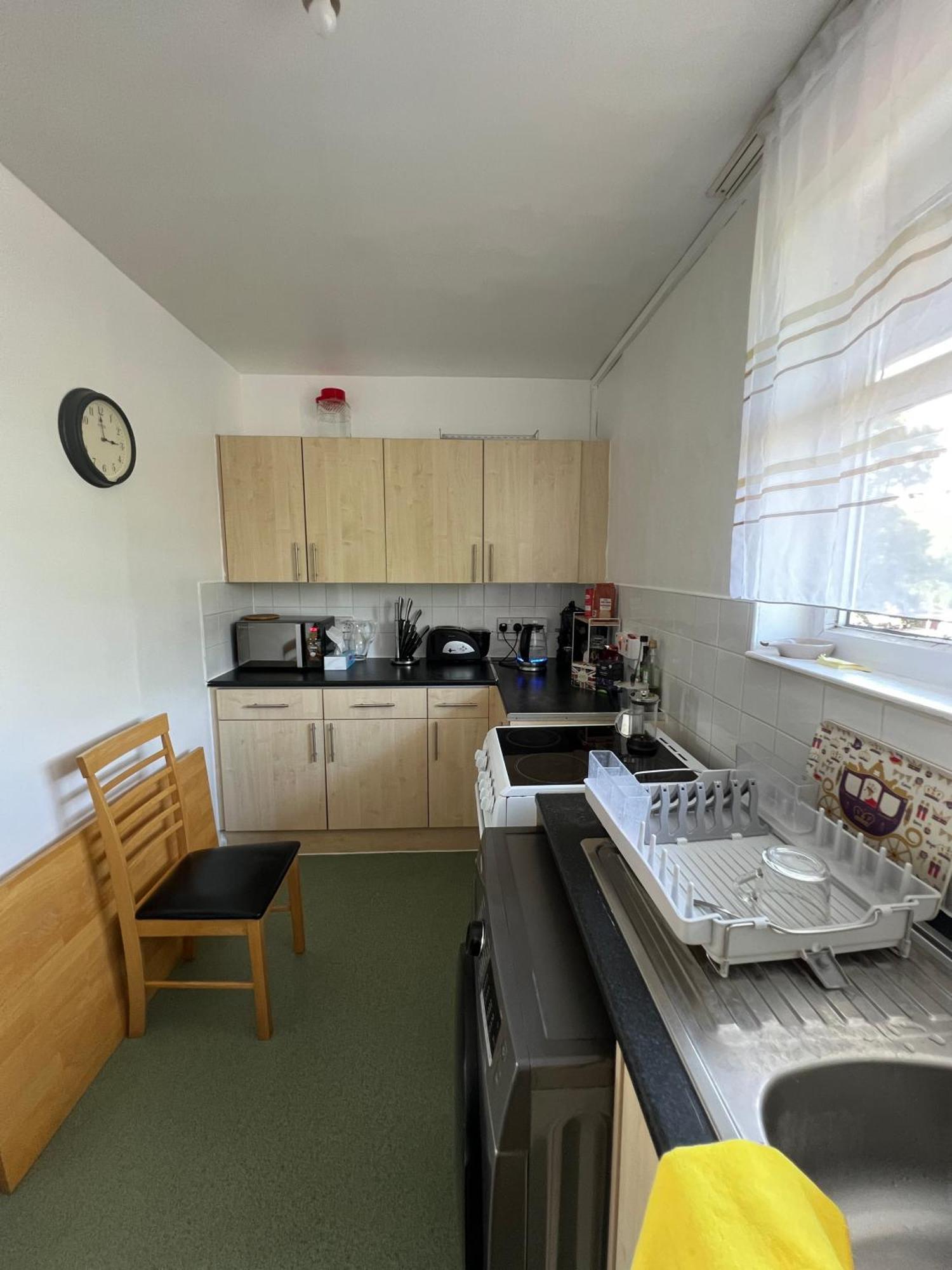 One Bed Flat In Centre Of London Apartment