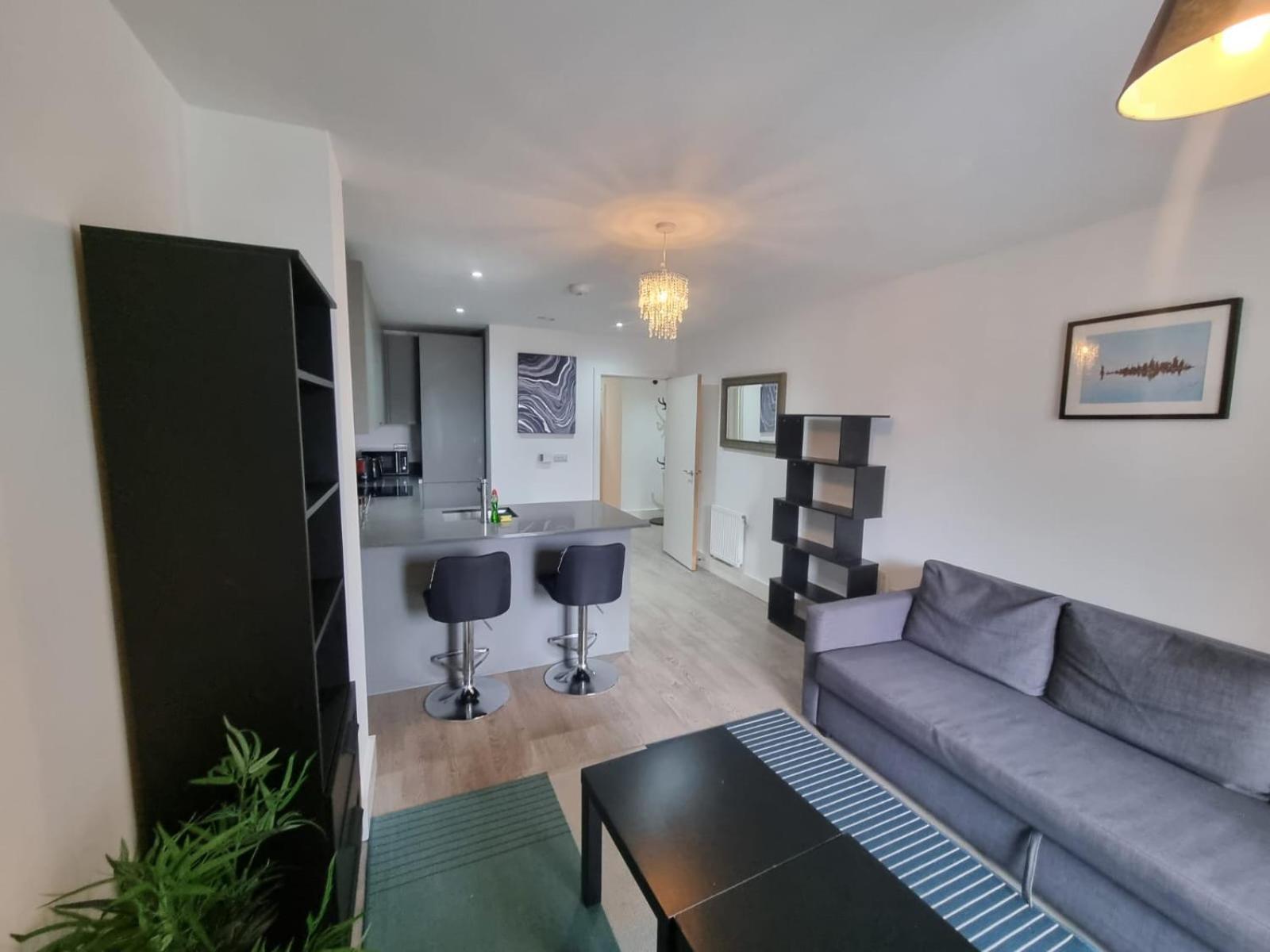 Sweet Ivy One Bedroom Flat *