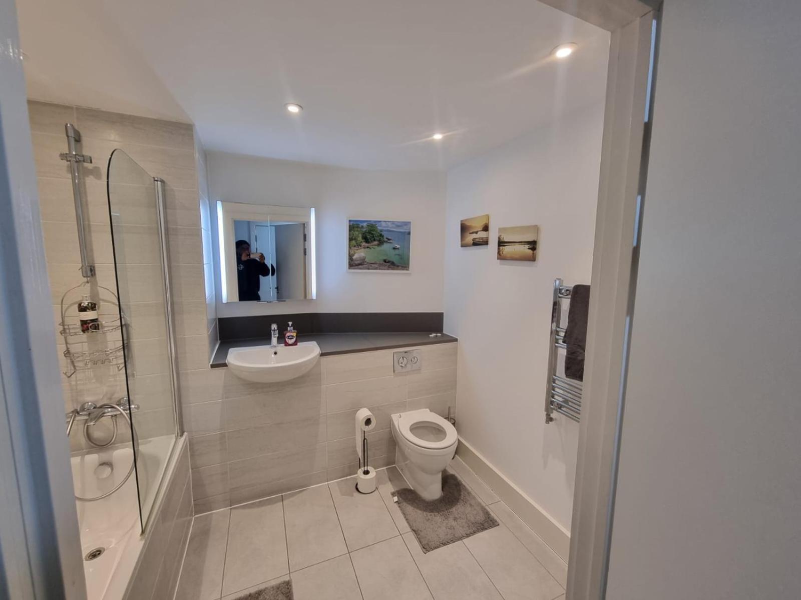 Sweet Ivy One Bedroom Flat * Londen
