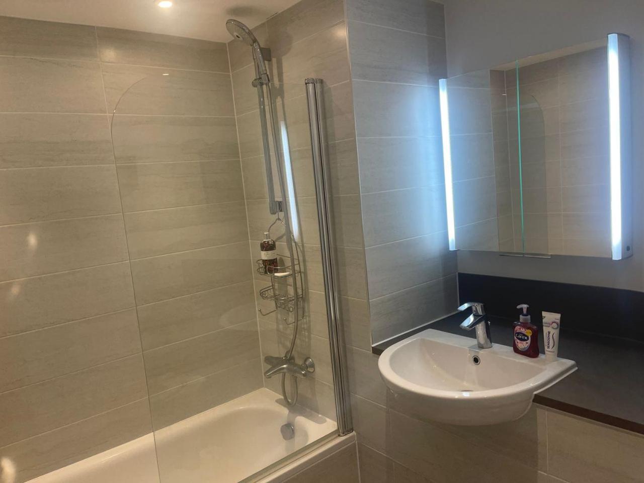 Sweet Ivy One Bedroom Flat