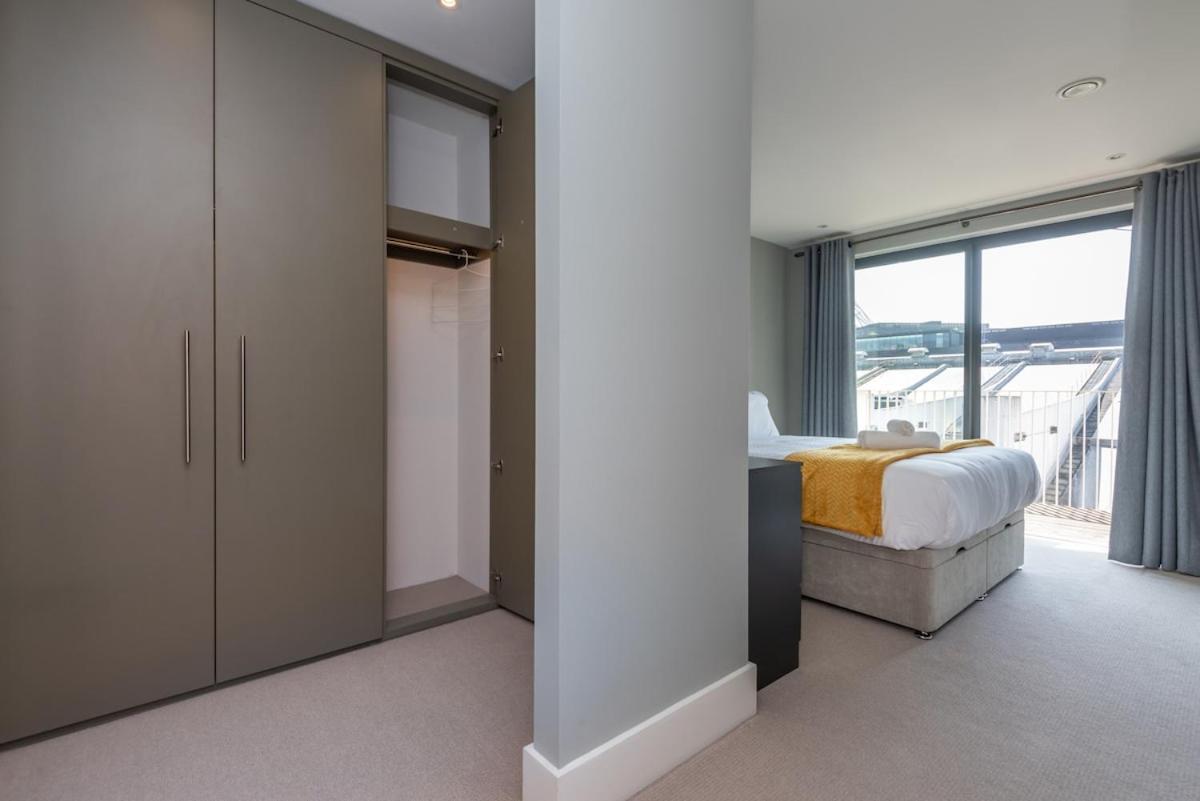 Apartment Stunning With Private Terrace *