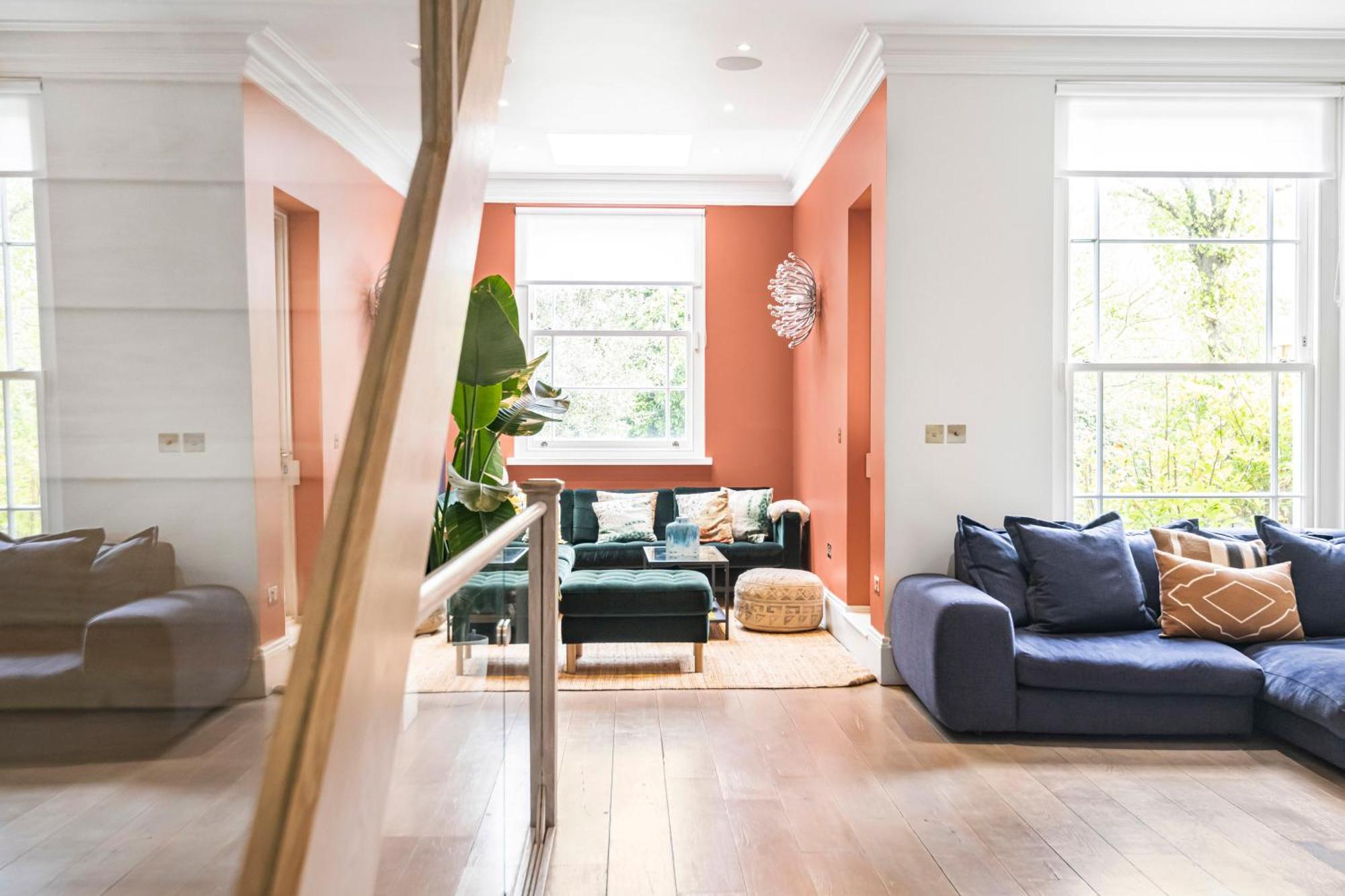 The Grand Camden Garden 4br