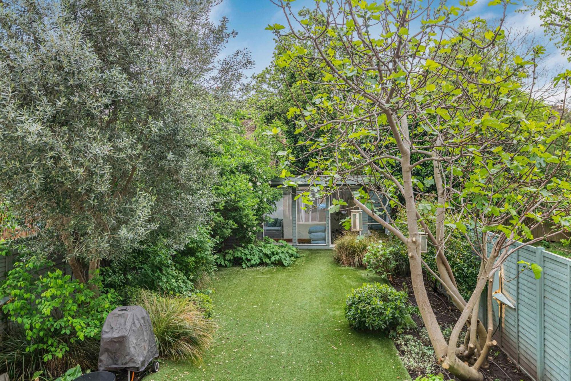 The Grand Camden Garden 4br *