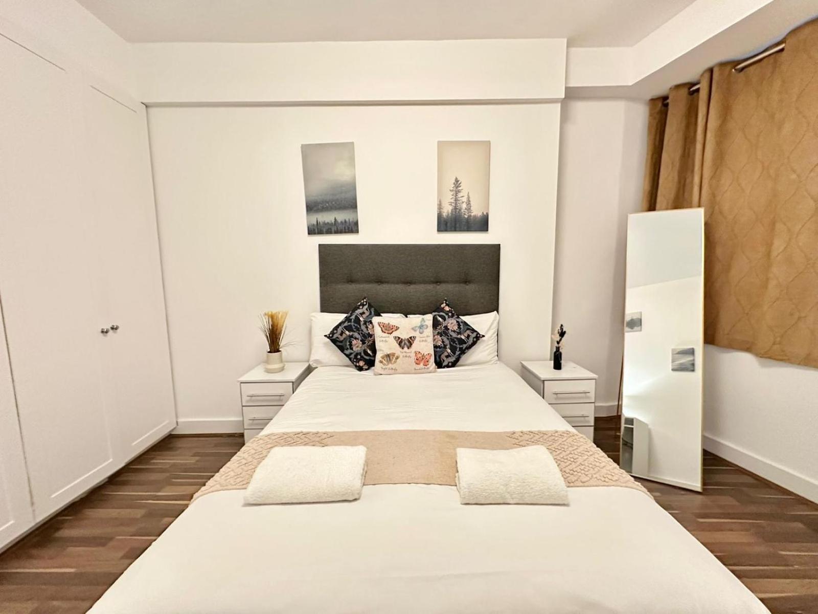 Family Four Bedroom Near Oxford Street Apartment *