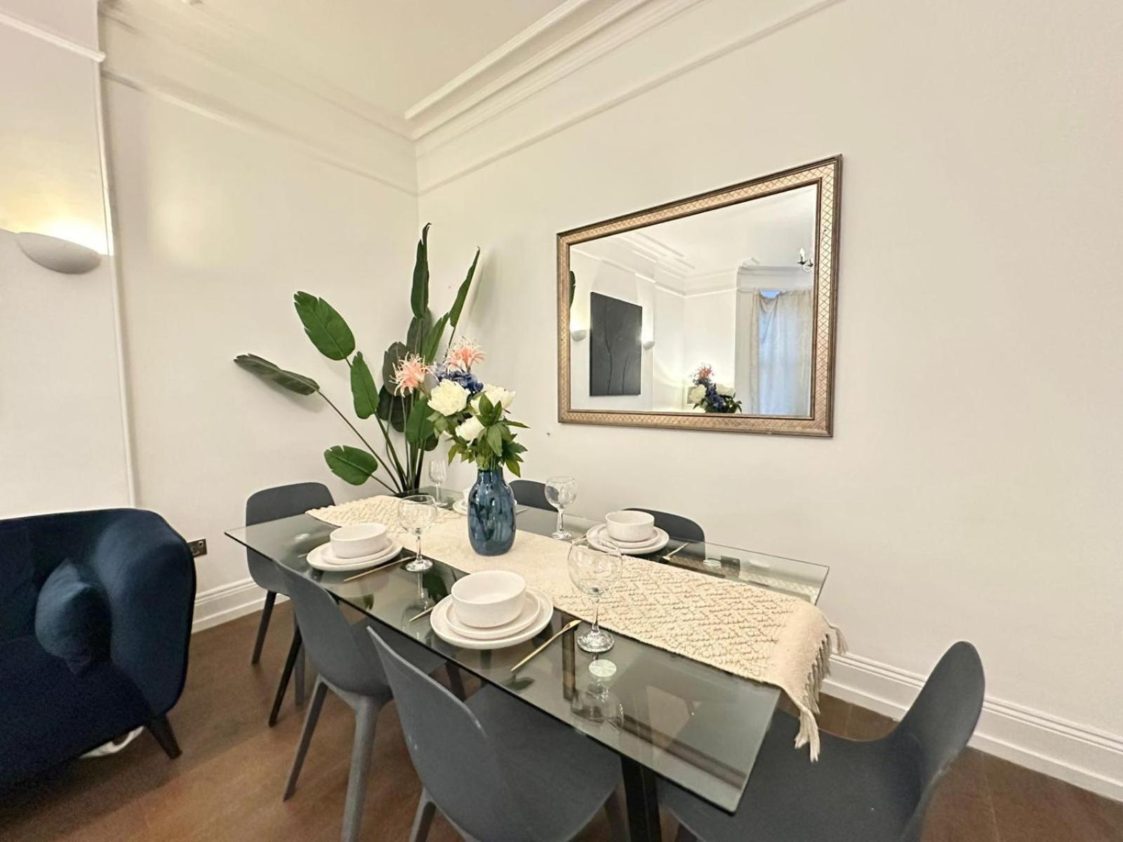 Apartment Family Four Bedroom Near Oxford Street London