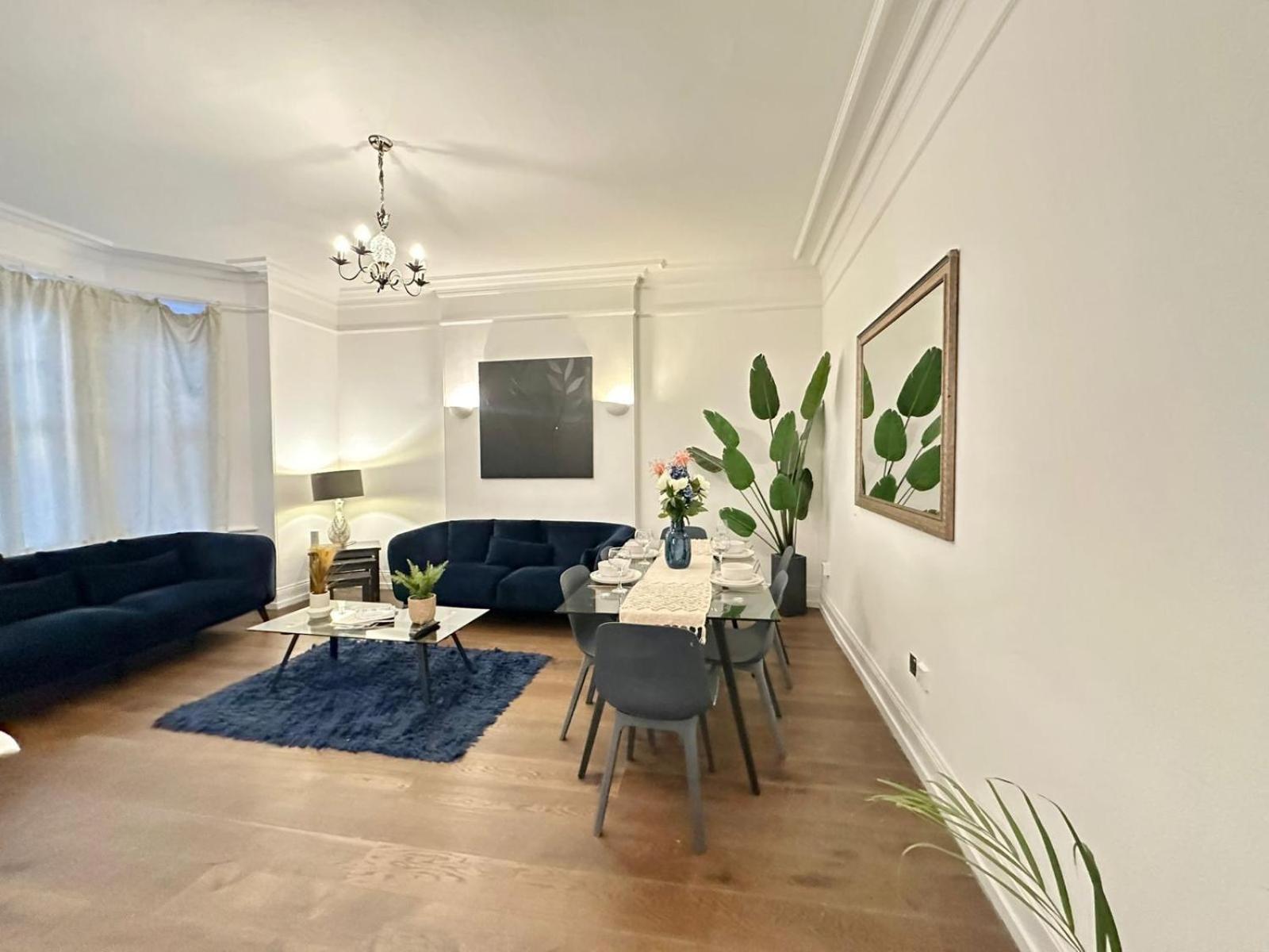 Family Four Bedroom Near Oxford Street London
