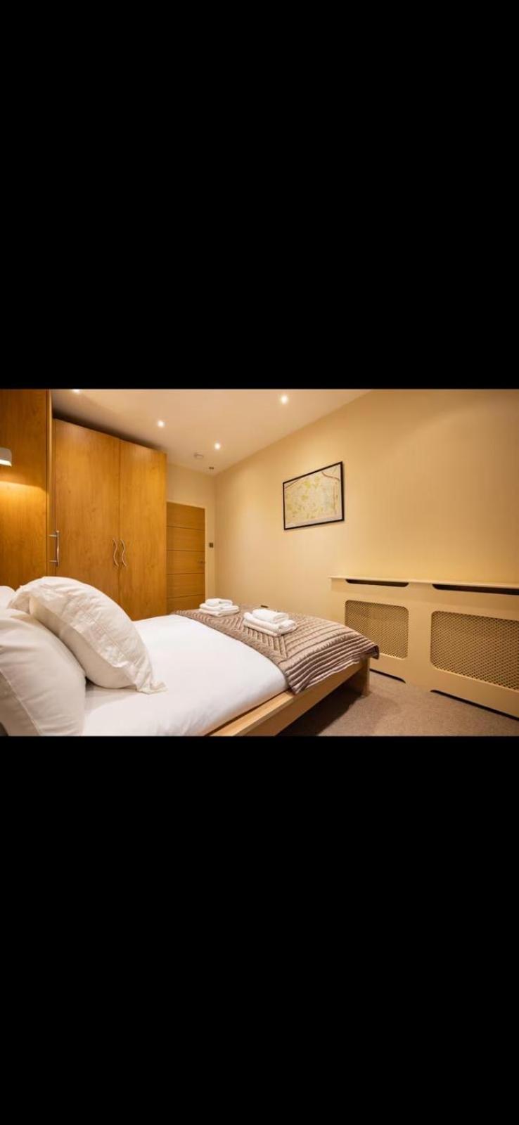 Buckingham Elegance Apartment