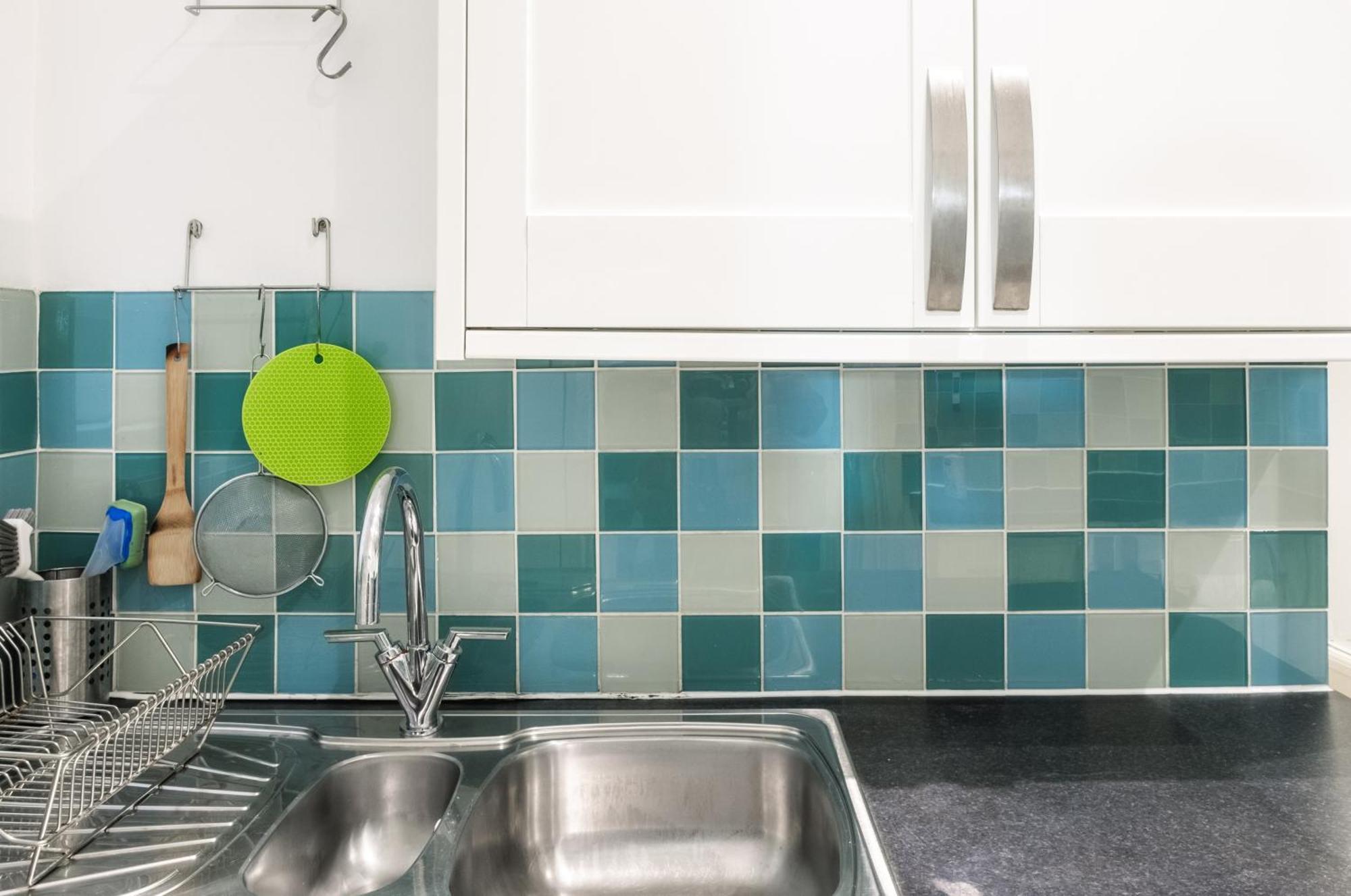 Well-connected 2bd Flat In Elephant & Castle *