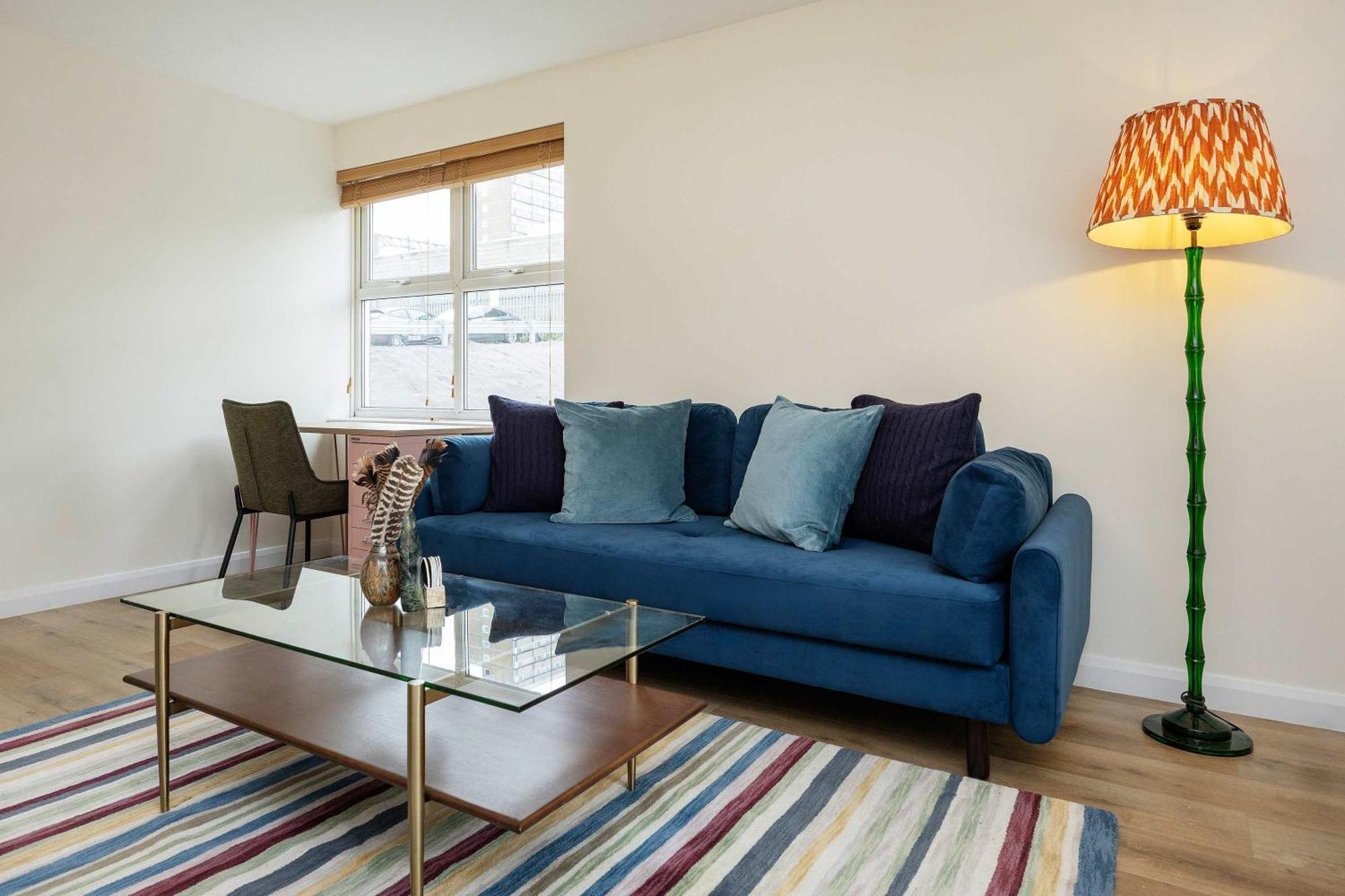 Apartment Veeve - The Camden Canal London