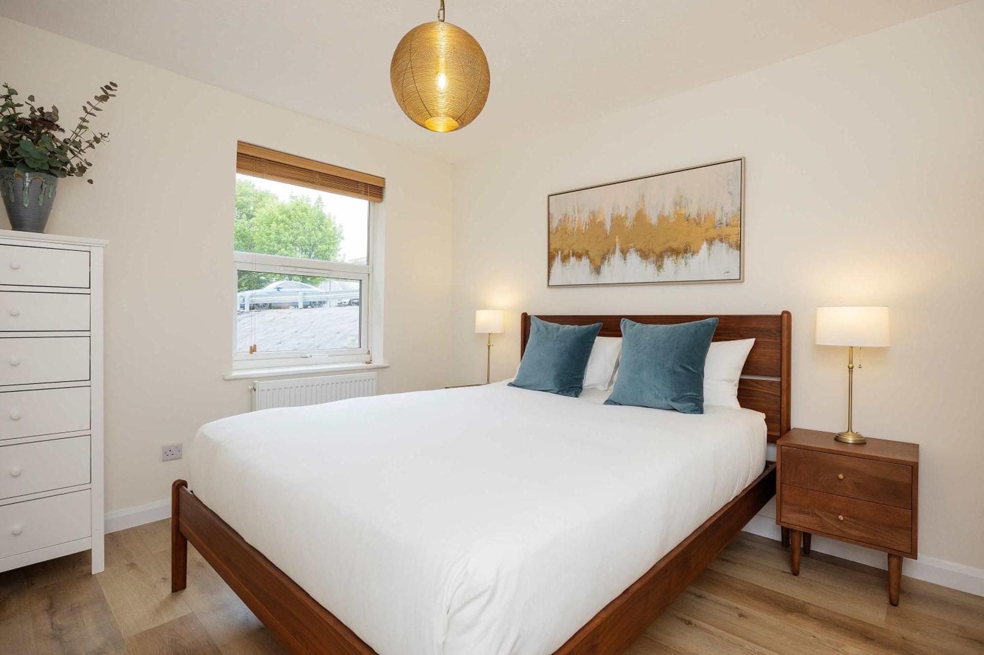 Veeve - The Camden Canal Apartment London