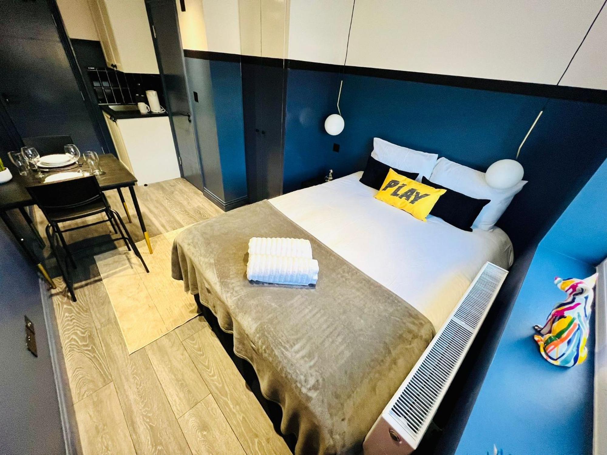 The Blue House Peckham - No 61 - Prime Location Apartment *