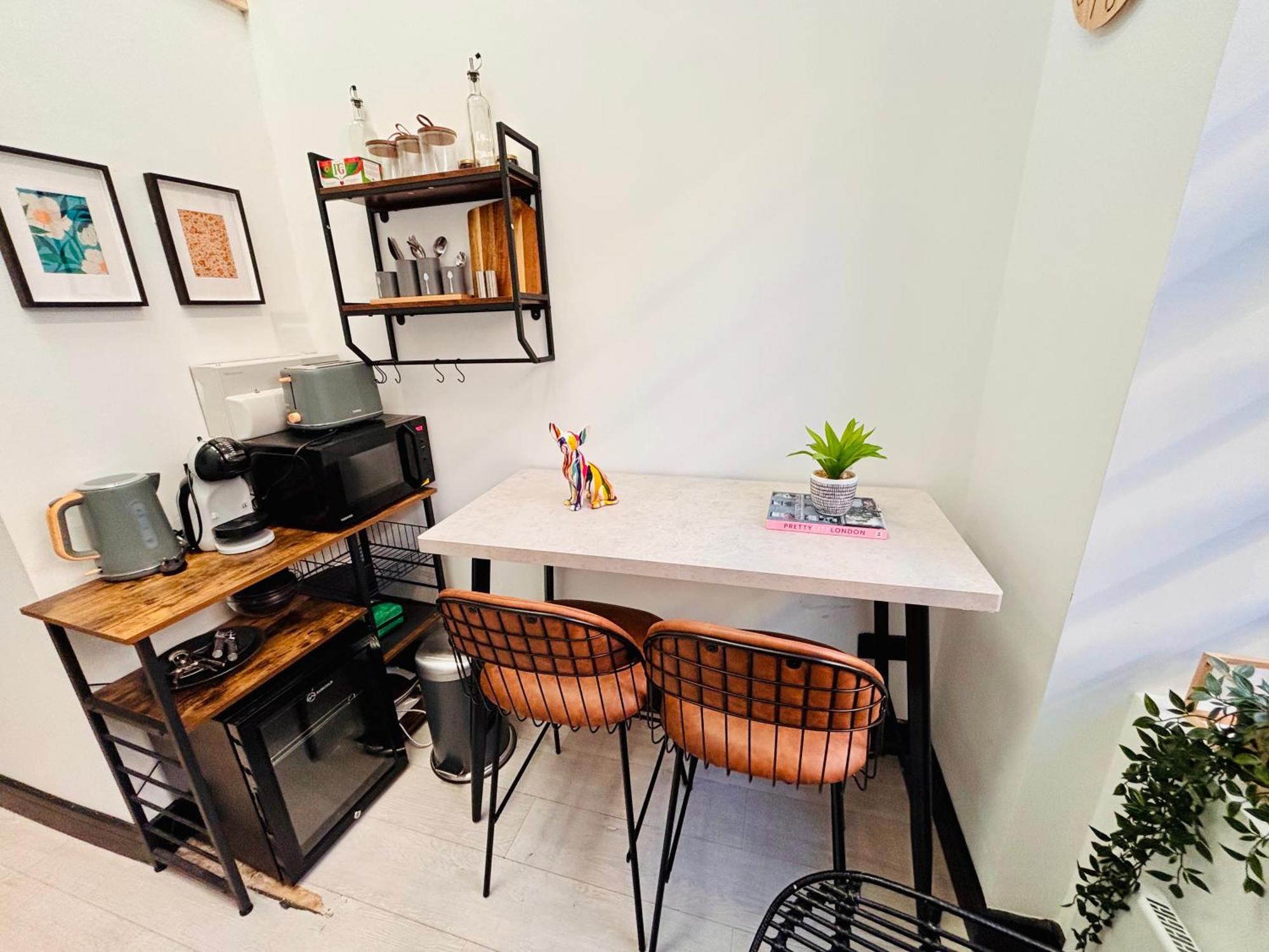 Hackney - No 19 - Vibrant Getaway Appartement *