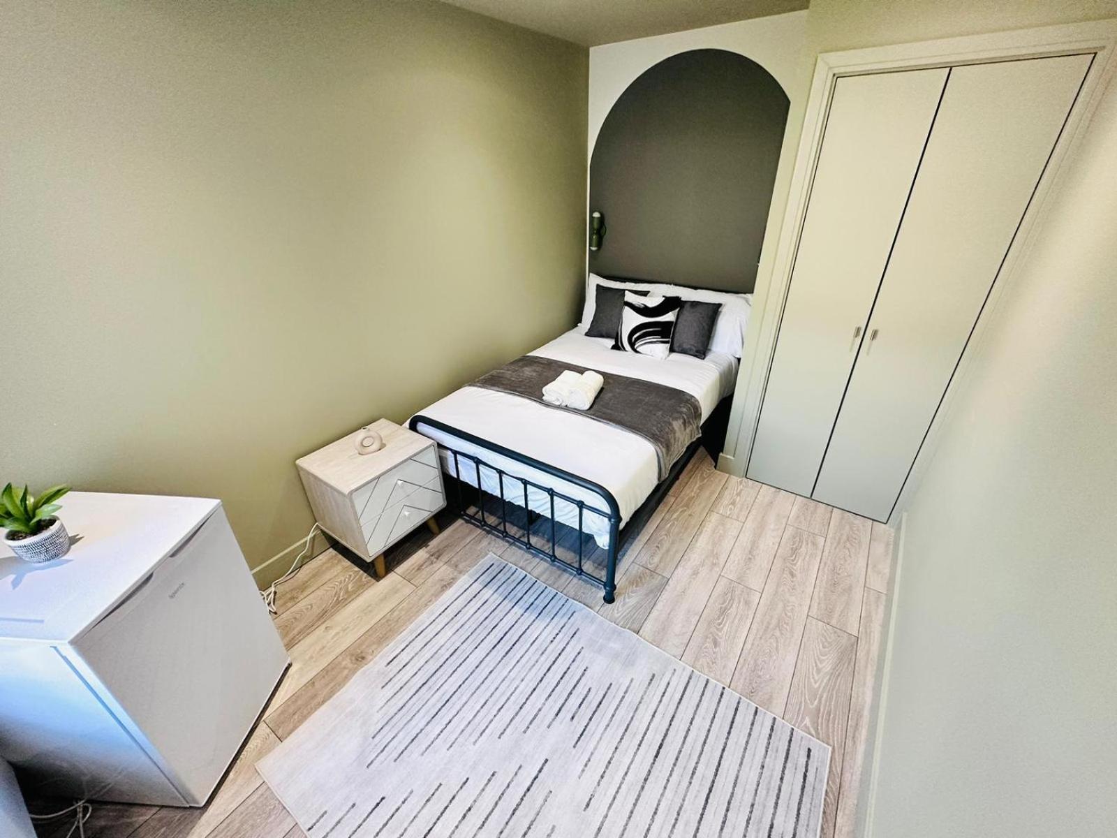 The Gray House - No 76 - Boutique Experience *