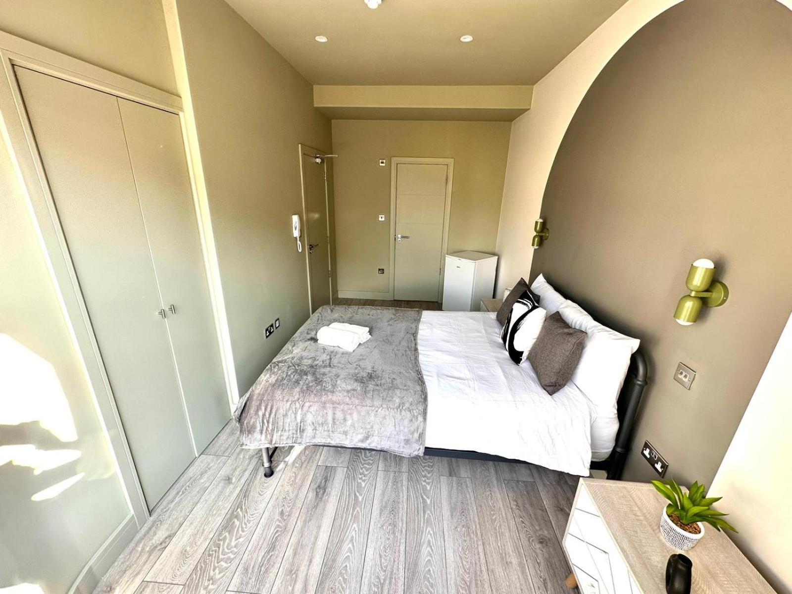 The Gray House - No 76 - Boutique Experience London