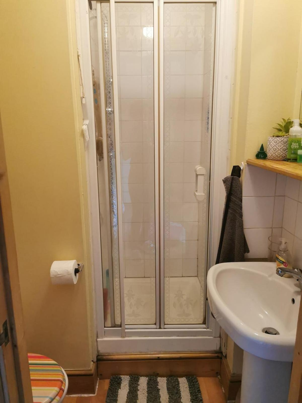 Apartment Cozy En-suite - Bright, &