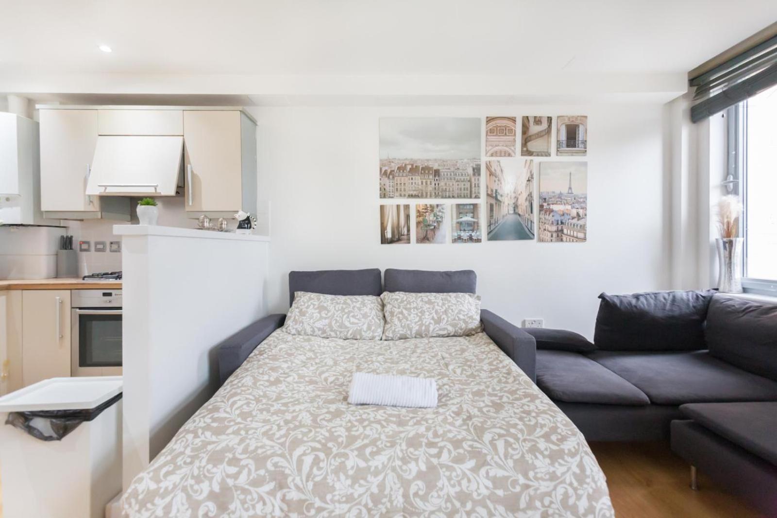 Cozy 2 Bedroom Near Tower Bridge Apartment *