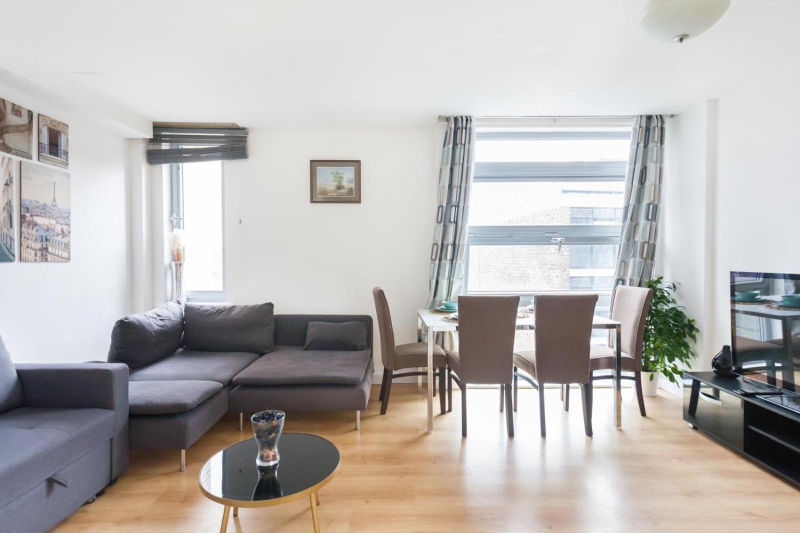 Cozy 2 Bedroom Near Tower Bridge * London
