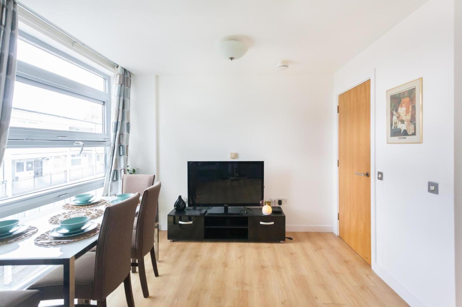 Apartment Cozy 2 Bedroom Near Tower Bridge