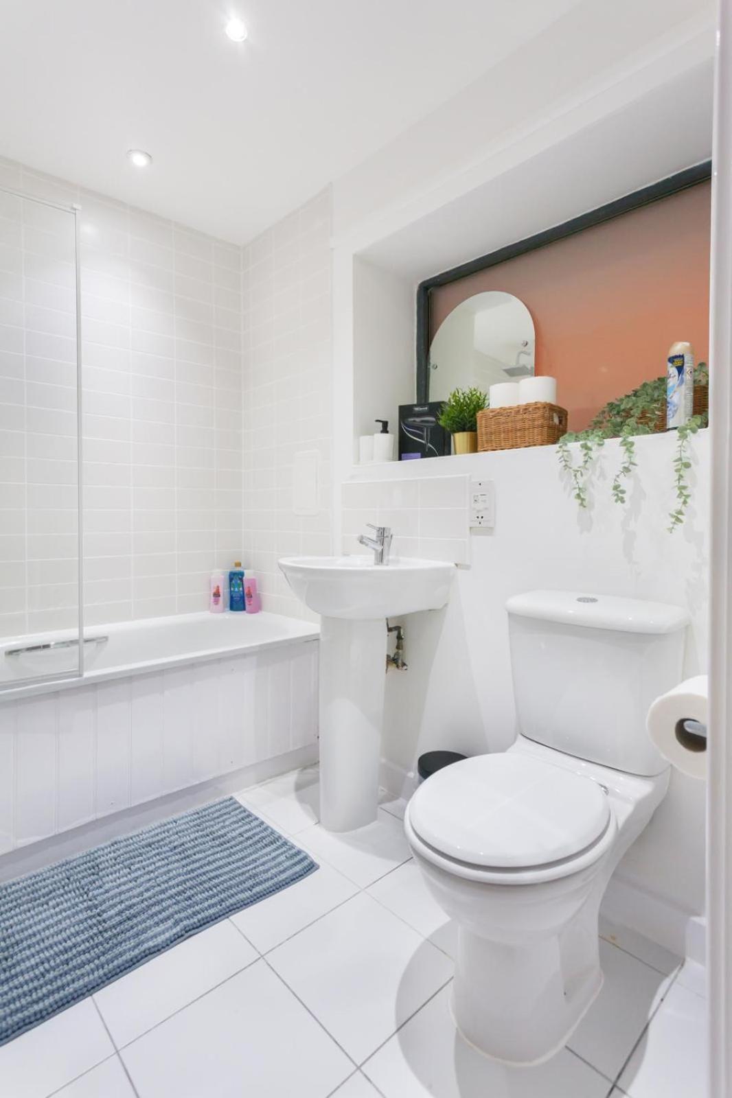 Cozy 2 Bedroom Near Tower Bridge Apartment London