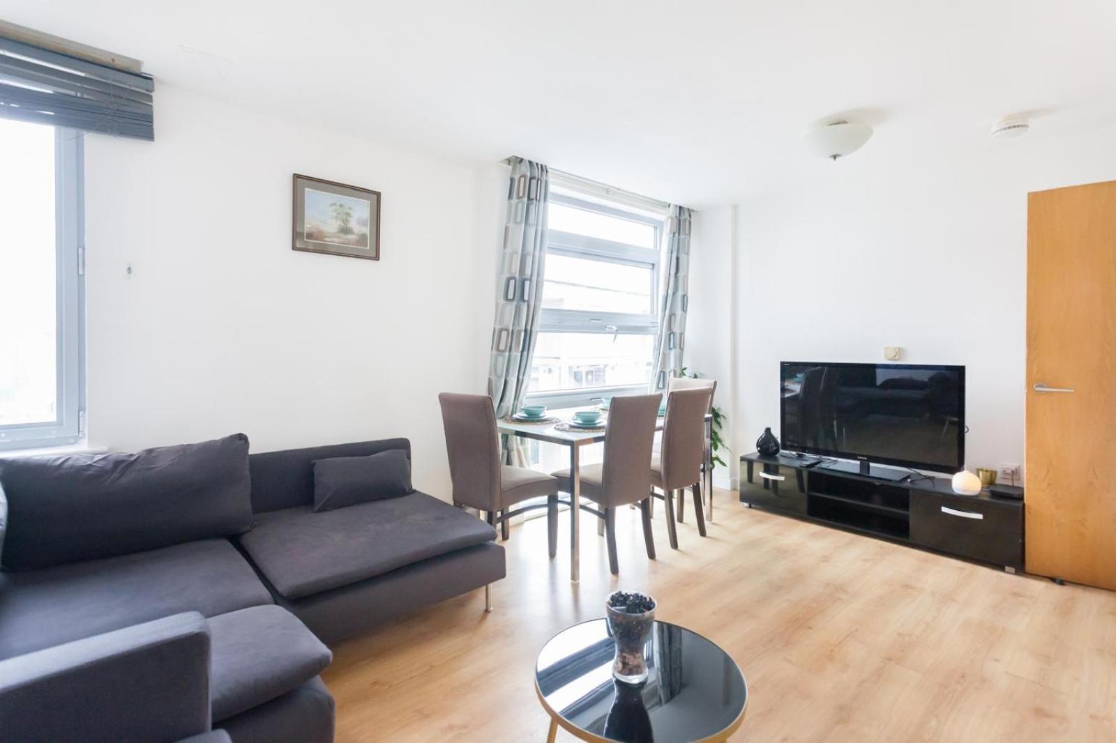 Cozy 2 Bedroom Near Tower Bridge * London