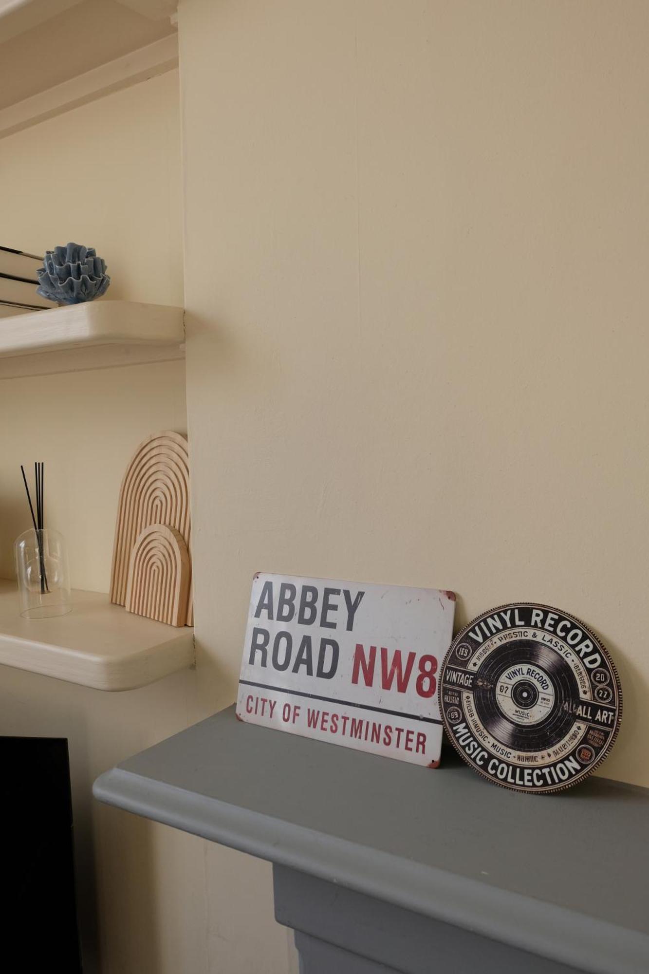 Amanah - 2 Bed Iconic Abbey Road Zone 2 Appartement Londen