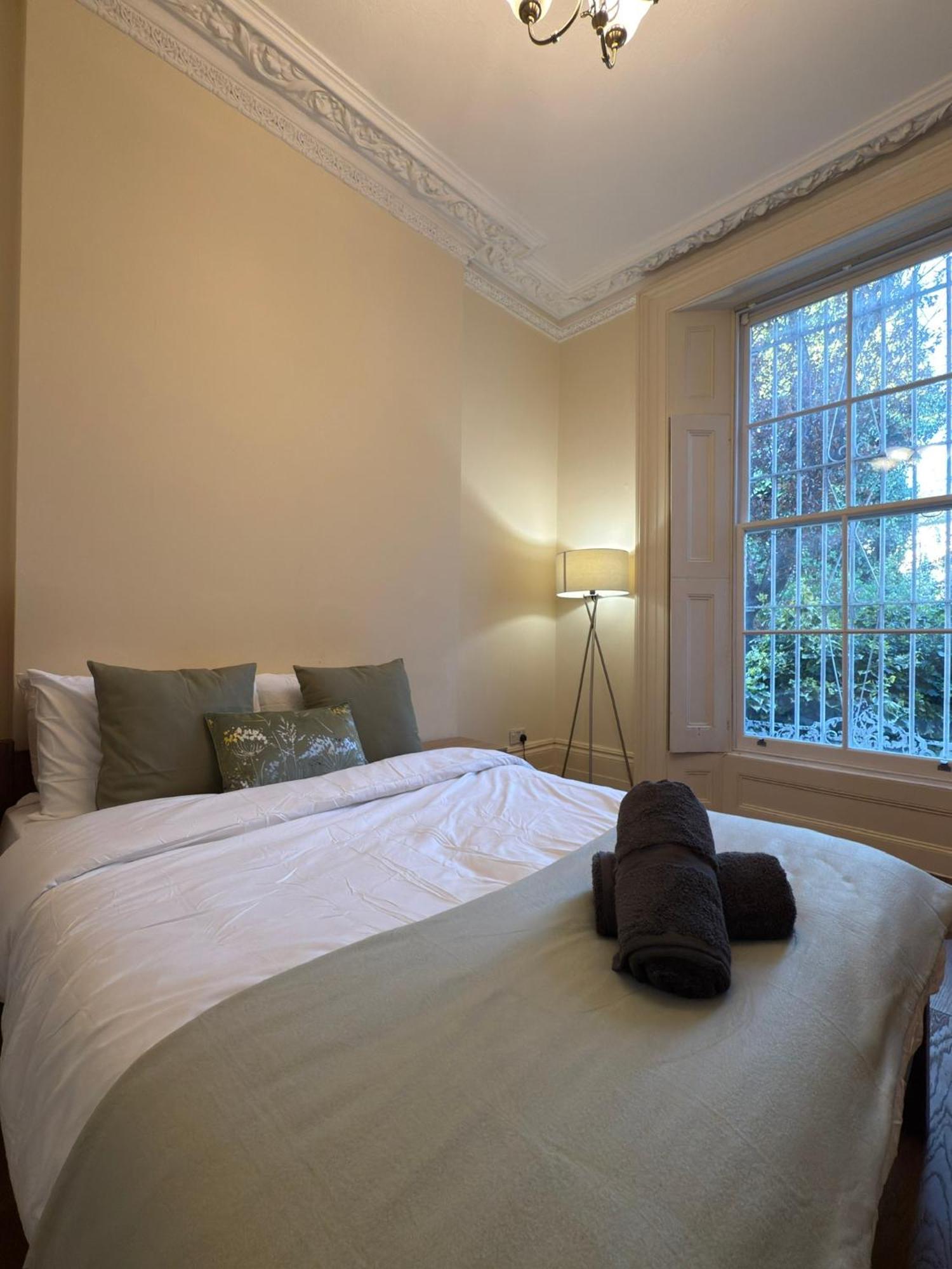 Amanah - 2 Bed Iconic Abbey Road Zone 2