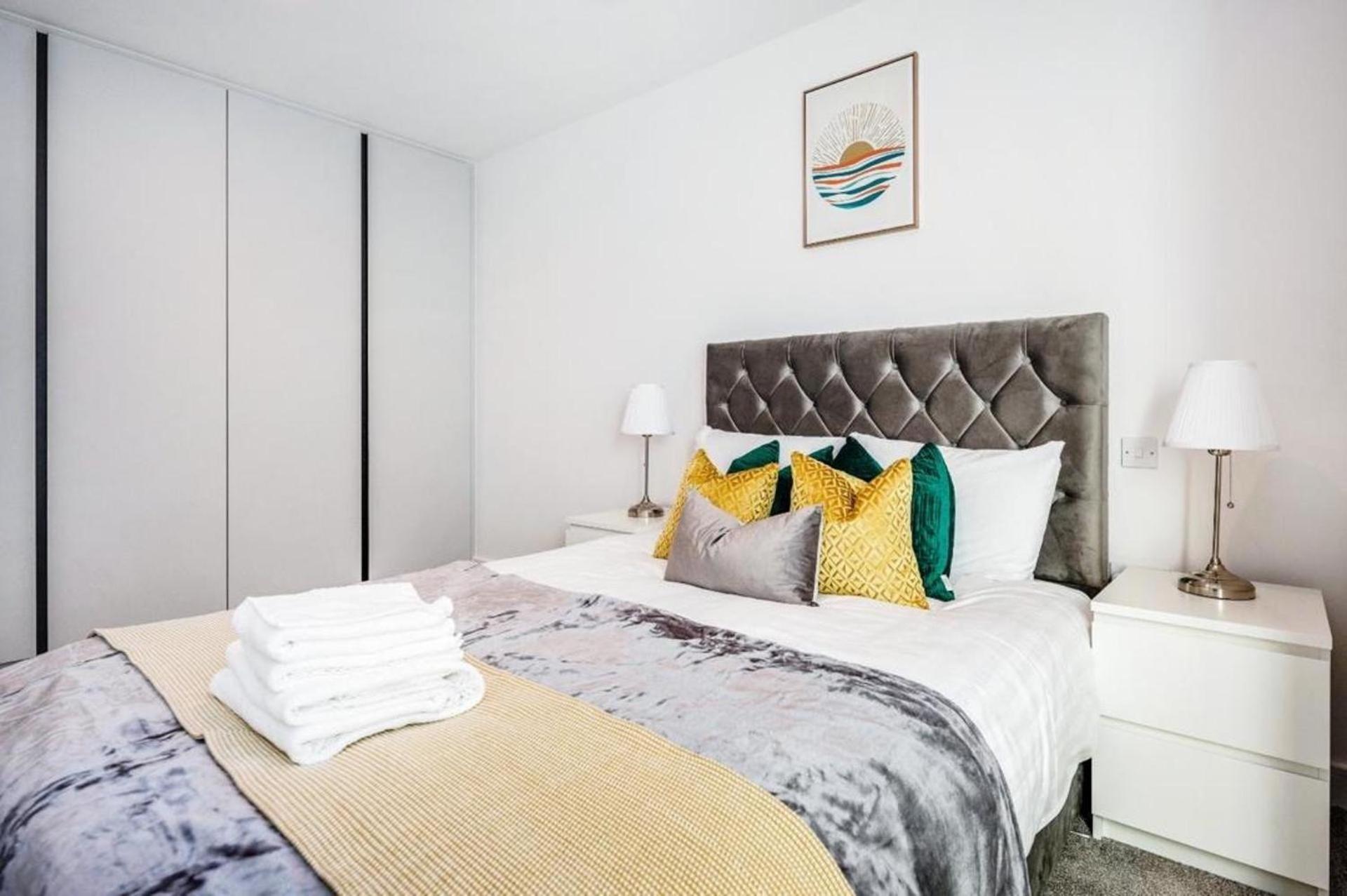 Cosy Near River Thames Apartment London