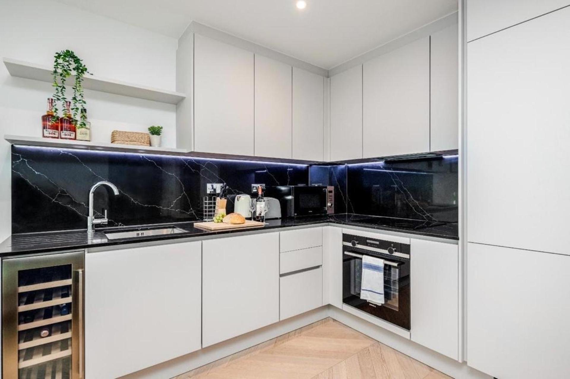 Cosy Near River Thames Apartment *