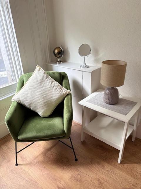 1br Earls Court Prime Location