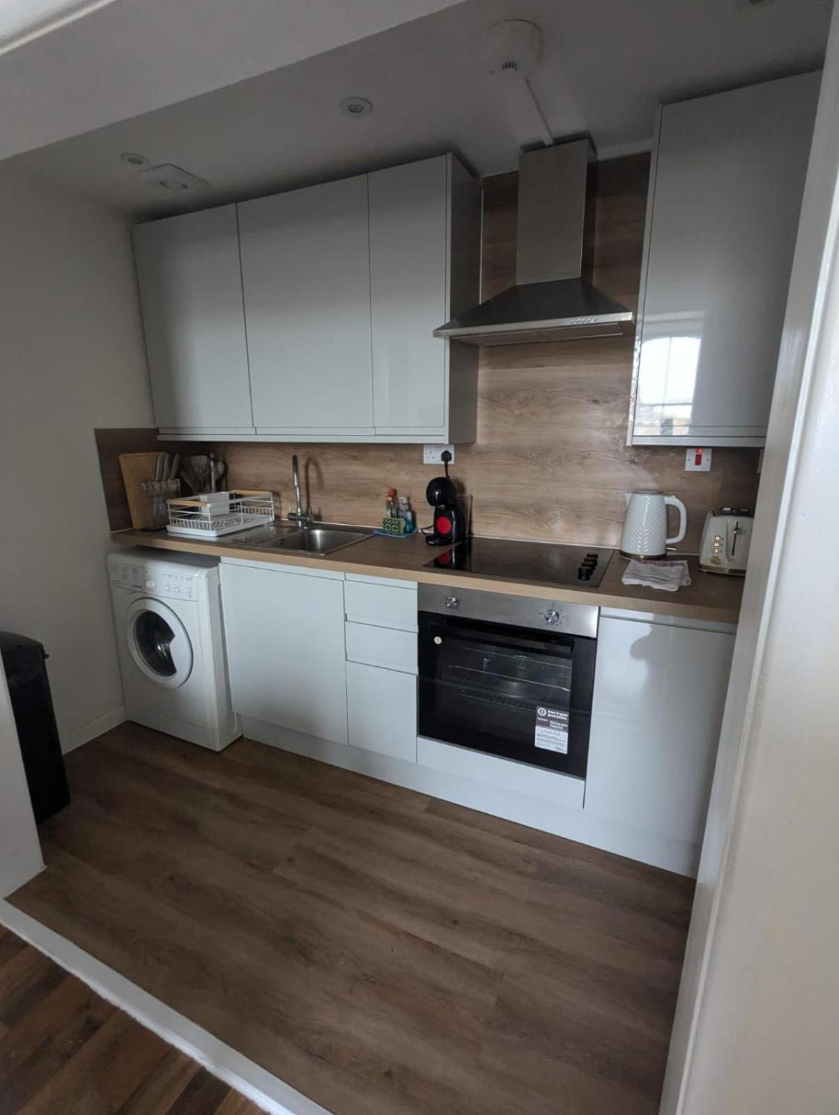 1br Earls Court Prime Location *