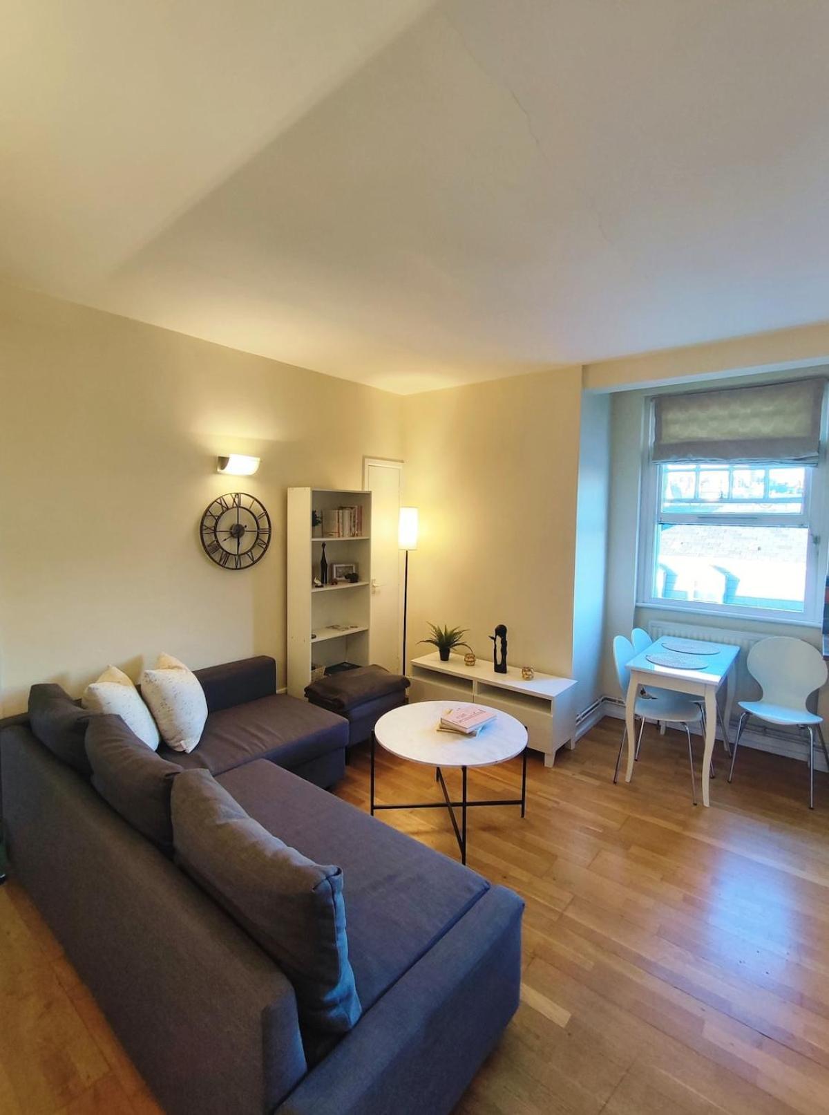 Homer - Cozy Flat In London