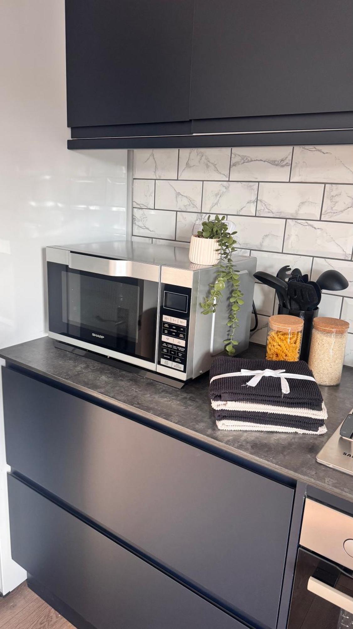 Cosy 2 Bed In Putney, Sleeps 6, With Netflix & Games * London