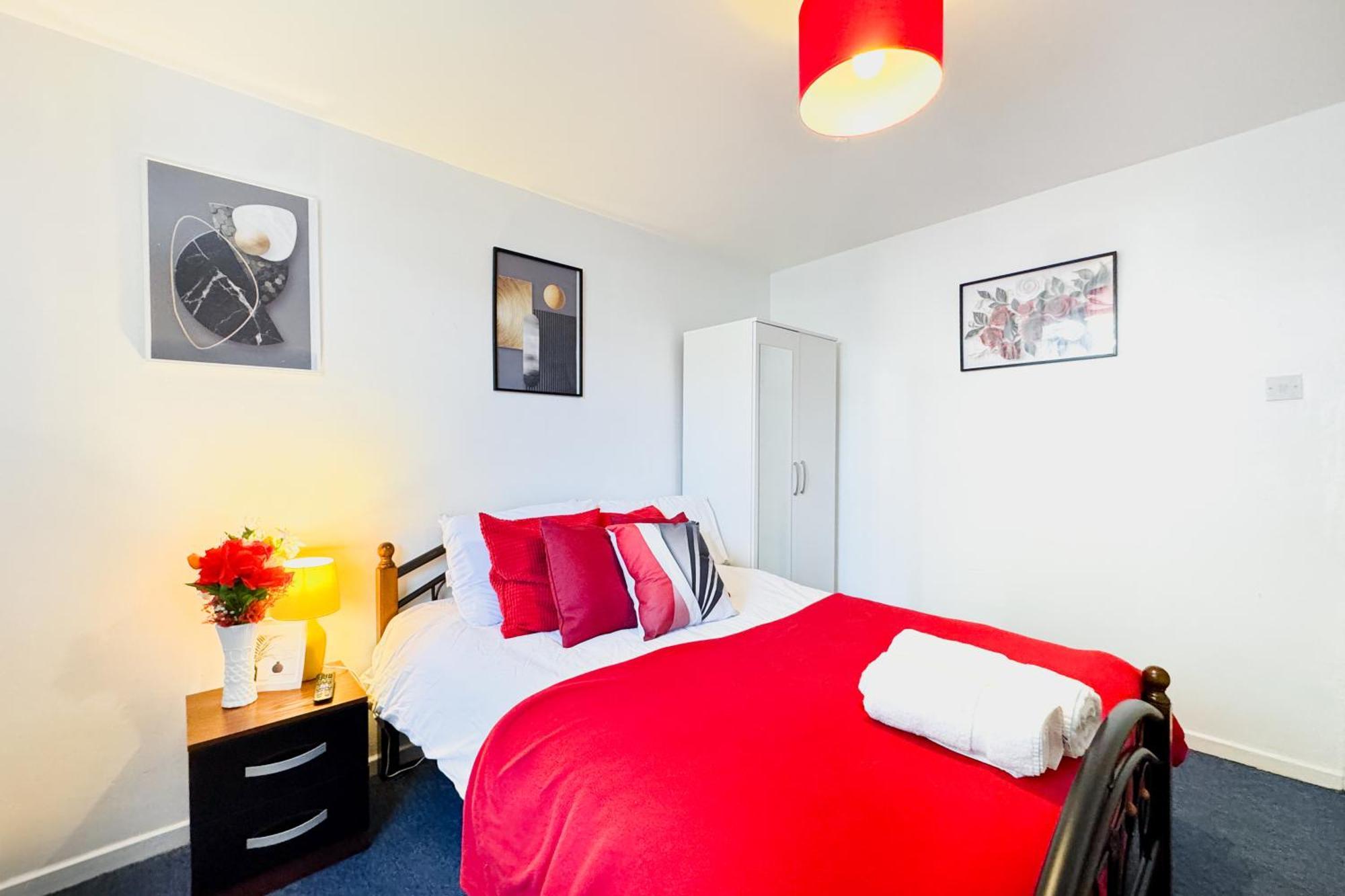 Camberwell Manor Apartment