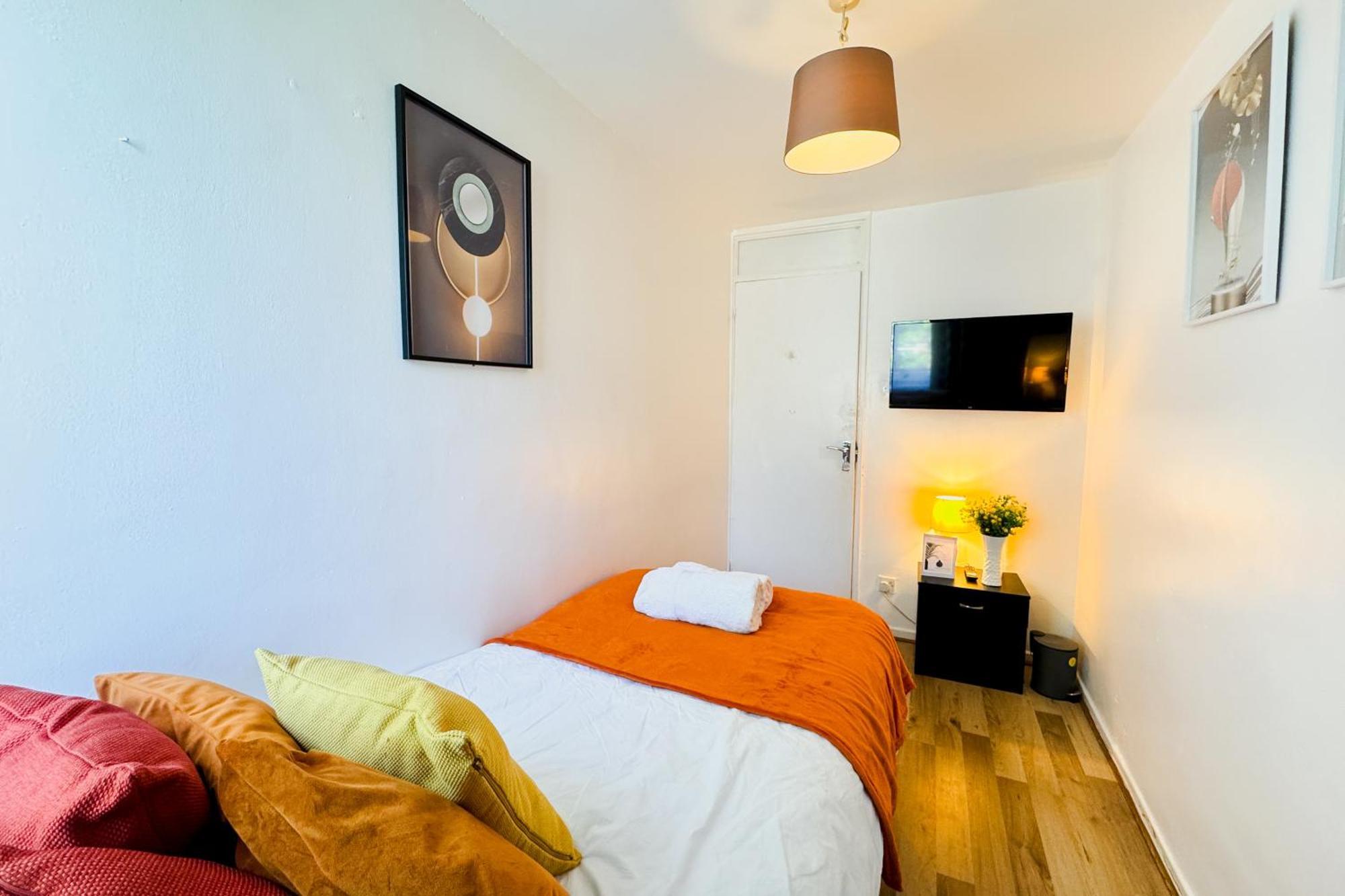Camberwell Manor * London
