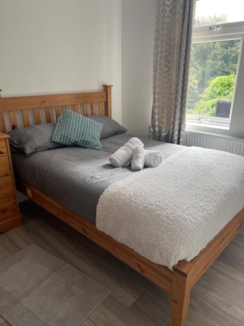 Holiday home Graveney House -sleeps 8 - Zone 3 London