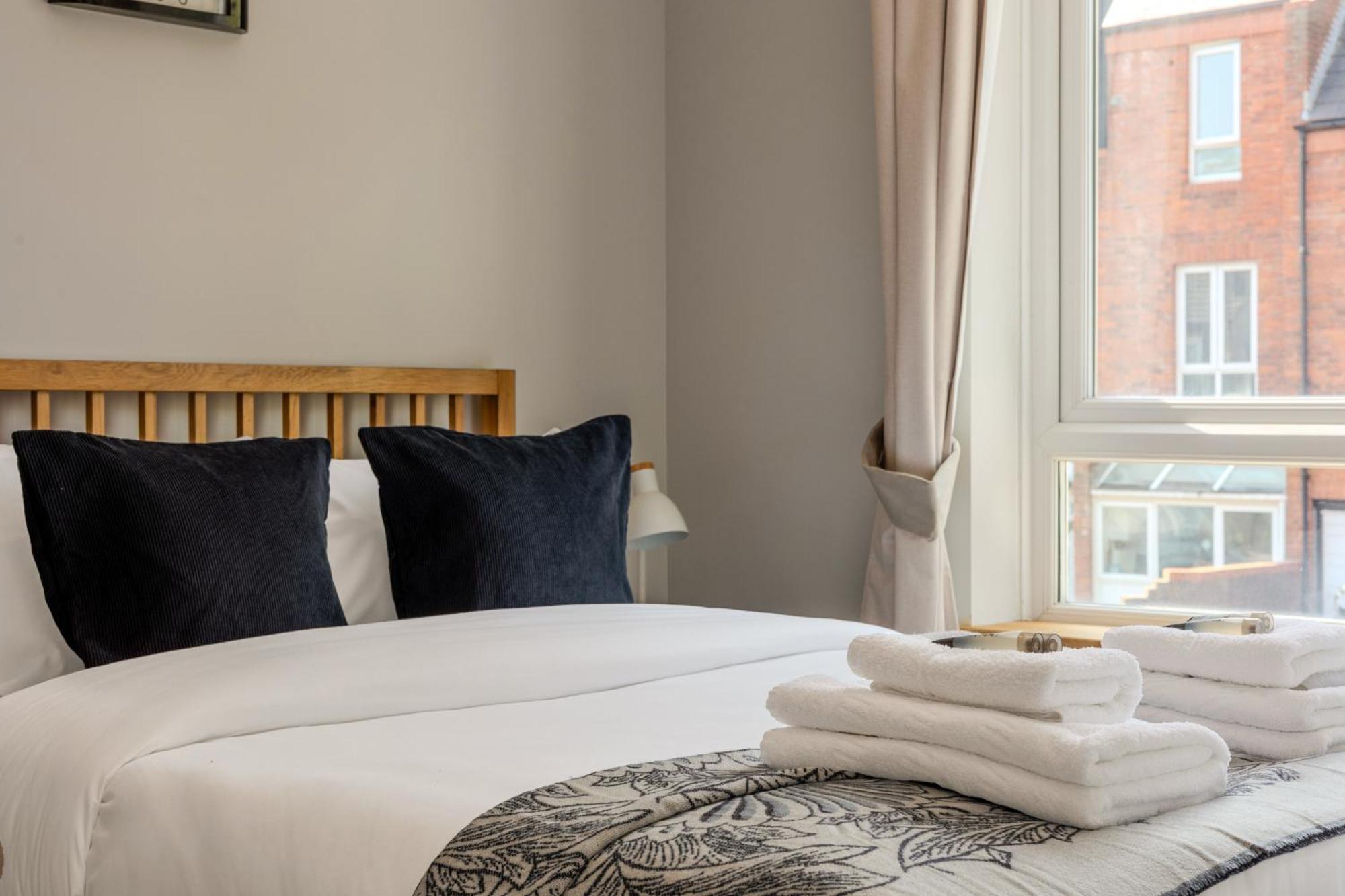 Stylish 3br By Clapham Common With Parking