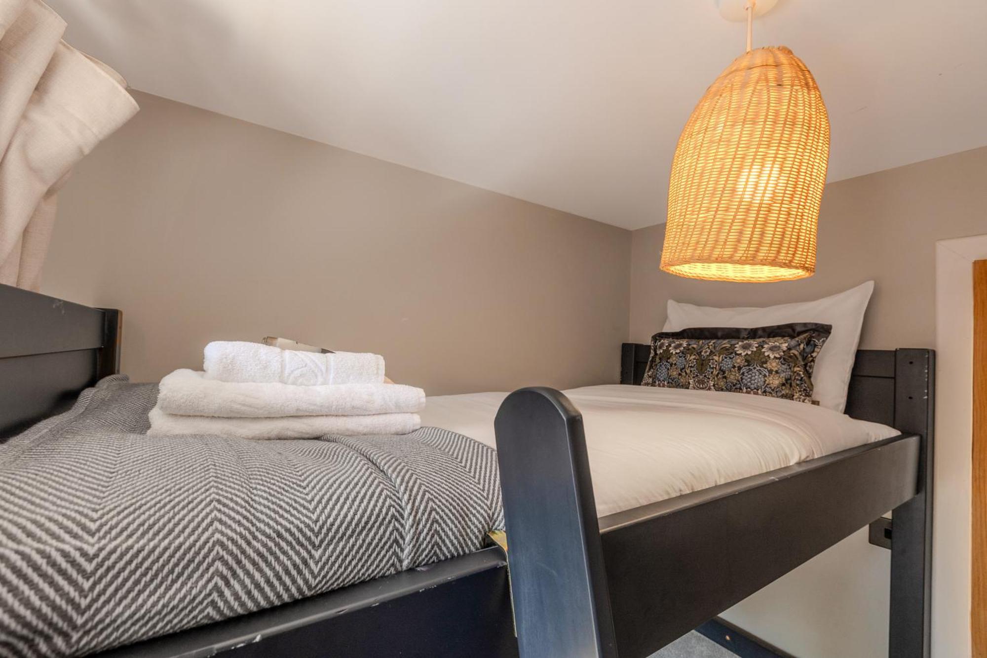Stylish 3br By Clapham Common With Parking Holiday home
