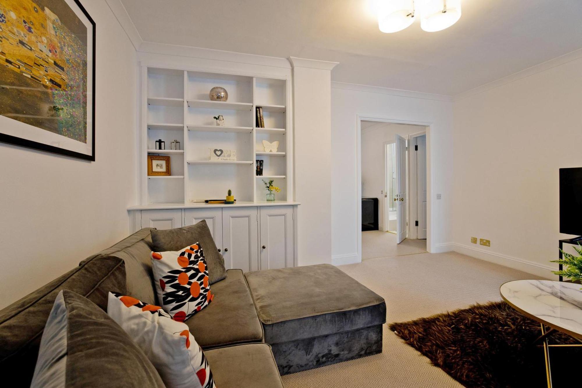Harley Street Marylebone Stylish 2 Bedroom London